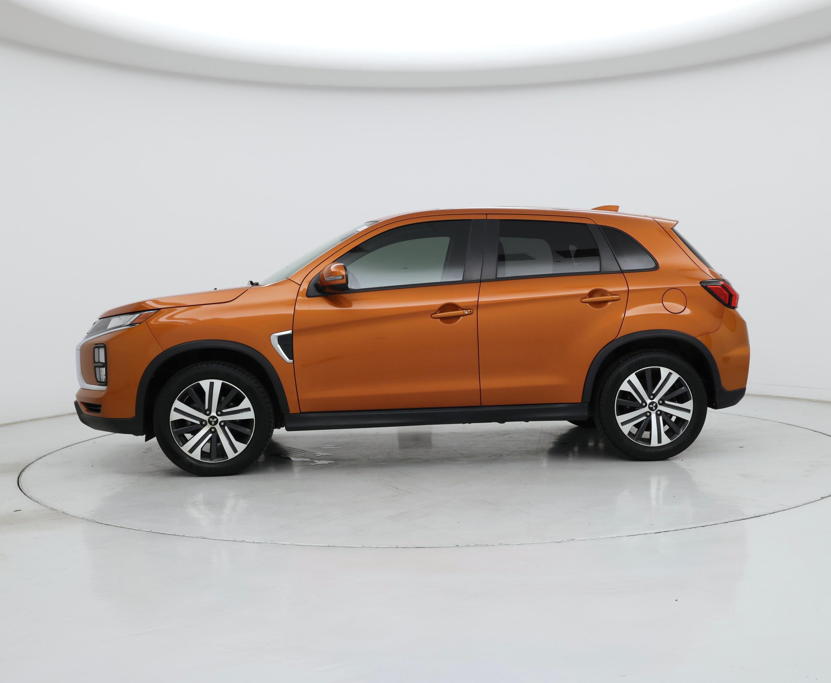 Thumbnail: 2021 Mitsubishi Outlander Sport - 3