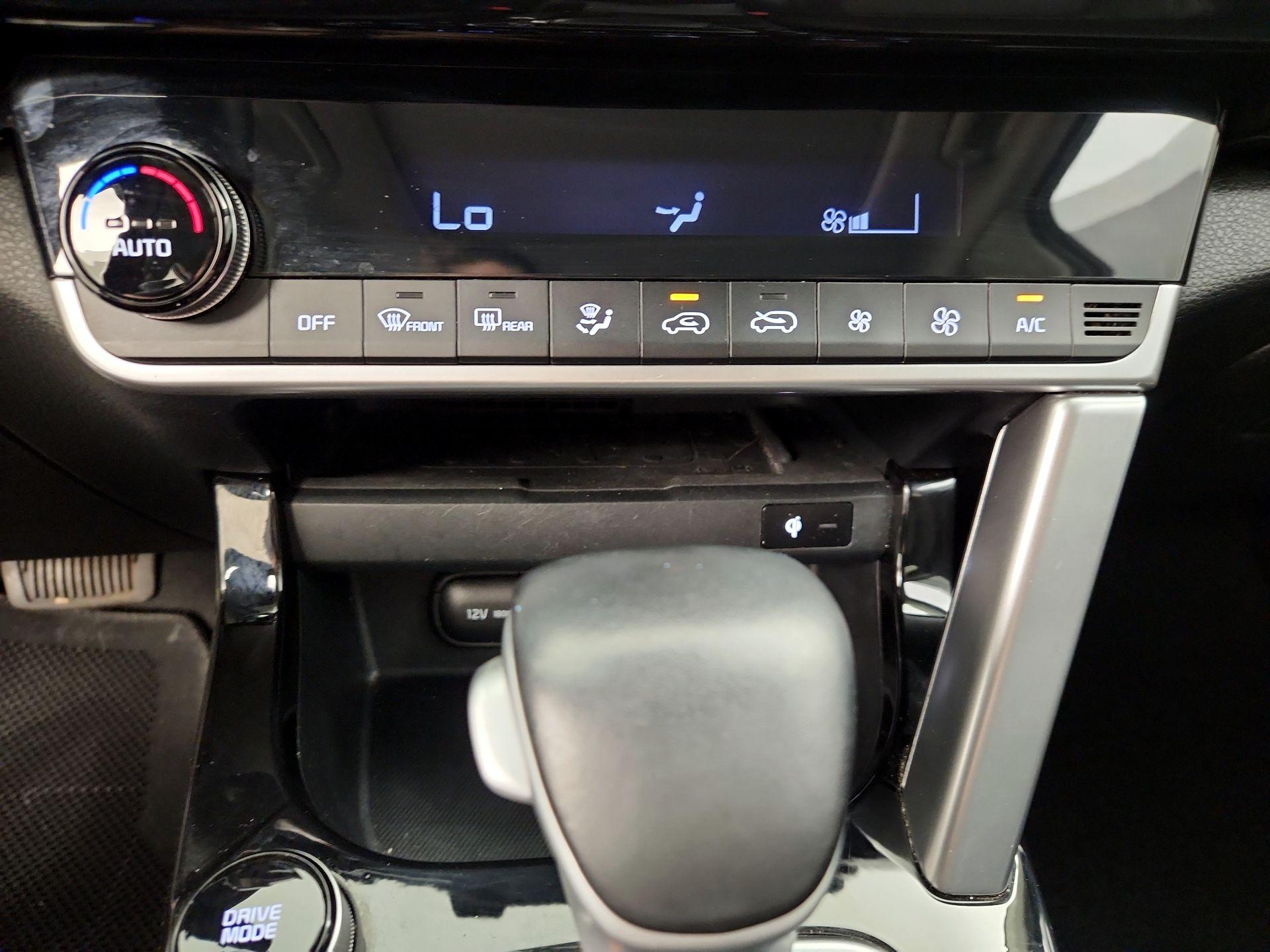 Thumbnail: 2023 Kia Seltos - 17