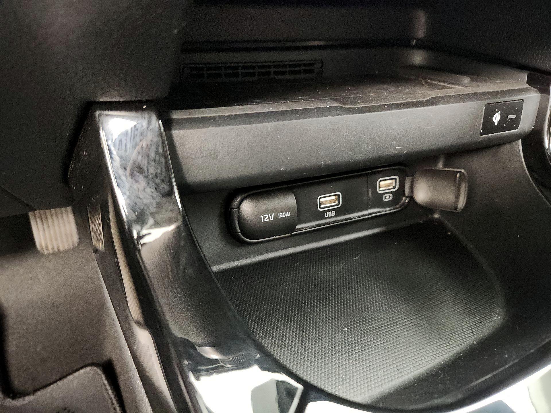 Thumbnail: 2023 Kia Seltos - 19