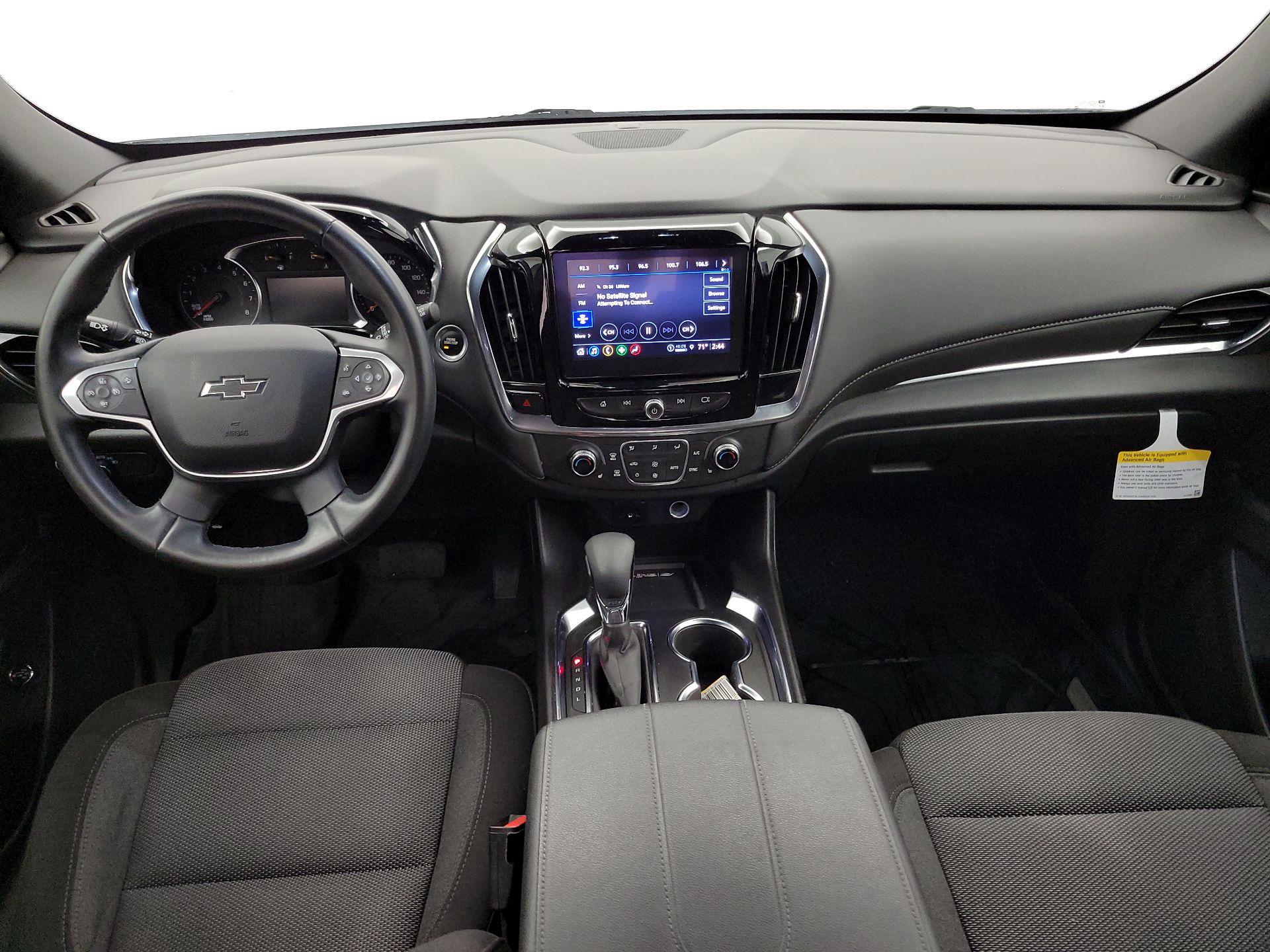 Thumbnail: 2023 Chevrolet Traverse - 9