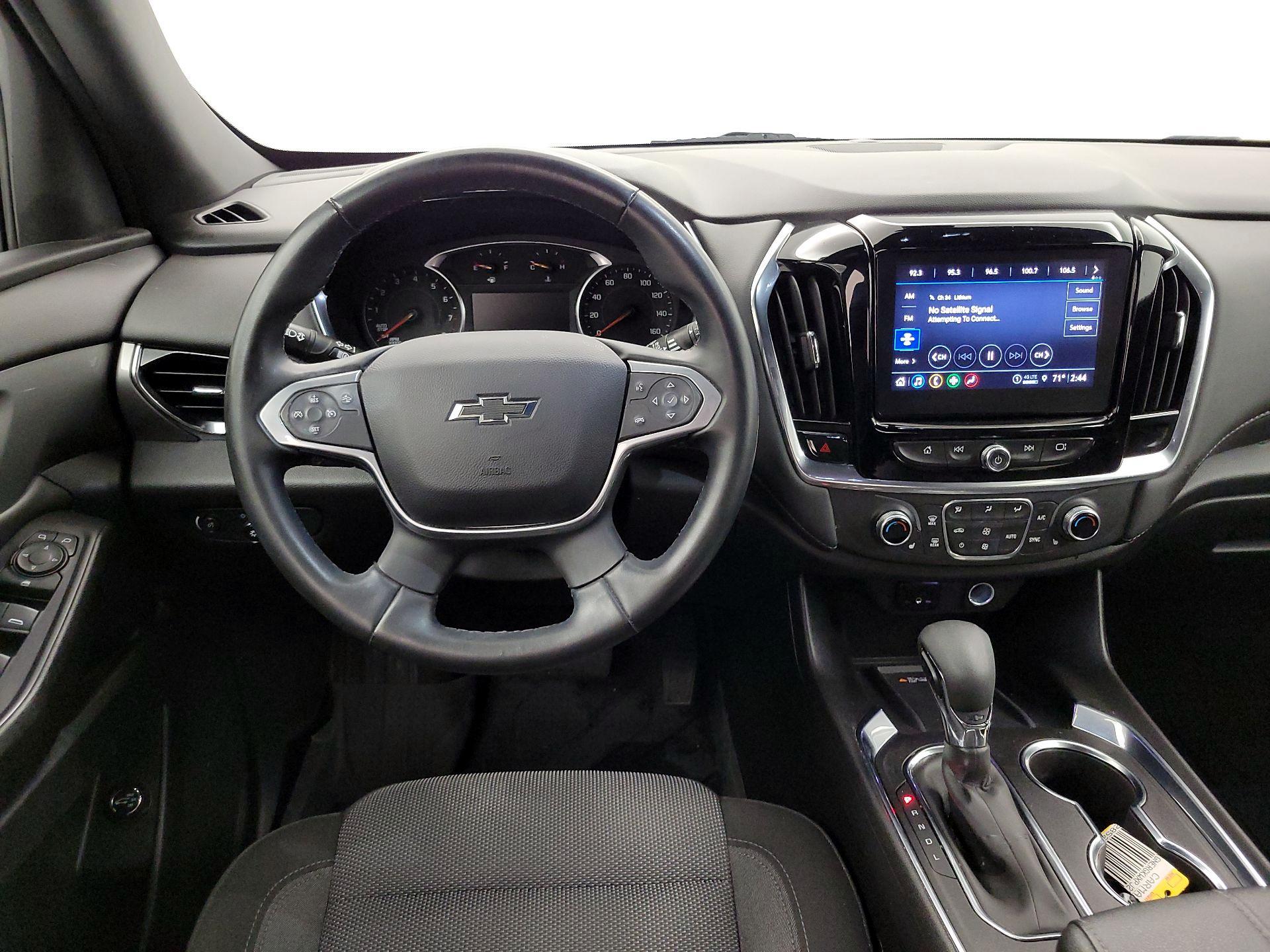 Thumbnail: 2023 Chevrolet Traverse - 10