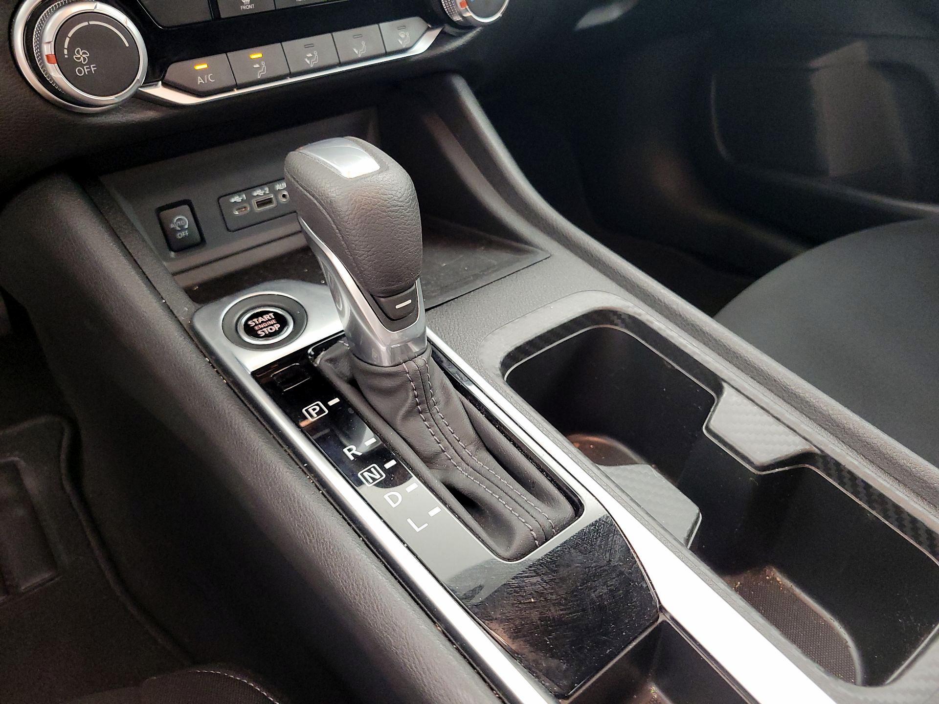 Thumbnail: 2024 Nissan Sentra - 17