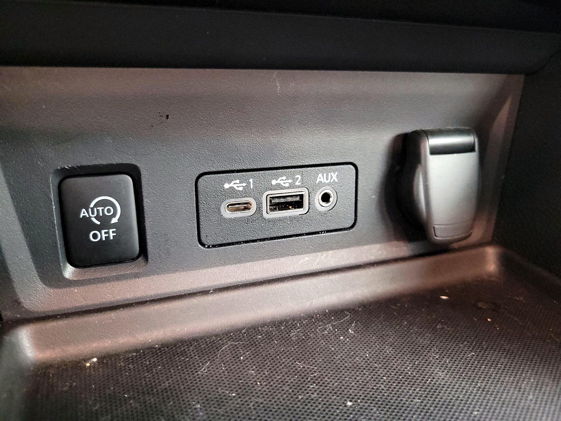 Thumbnail: 2024 Nissan Sentra - 18