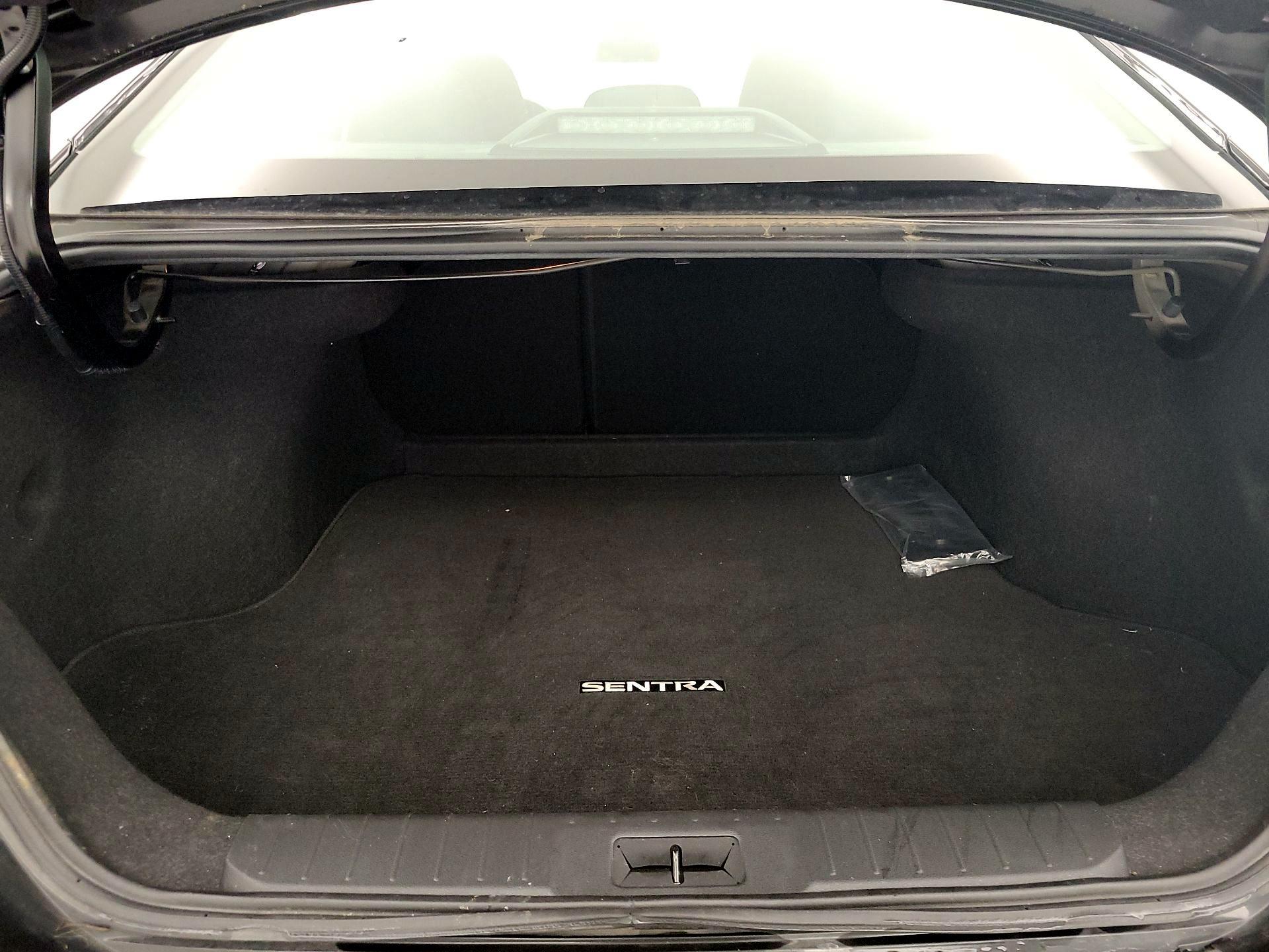 Thumbnail: 2024 Nissan Sentra - 20