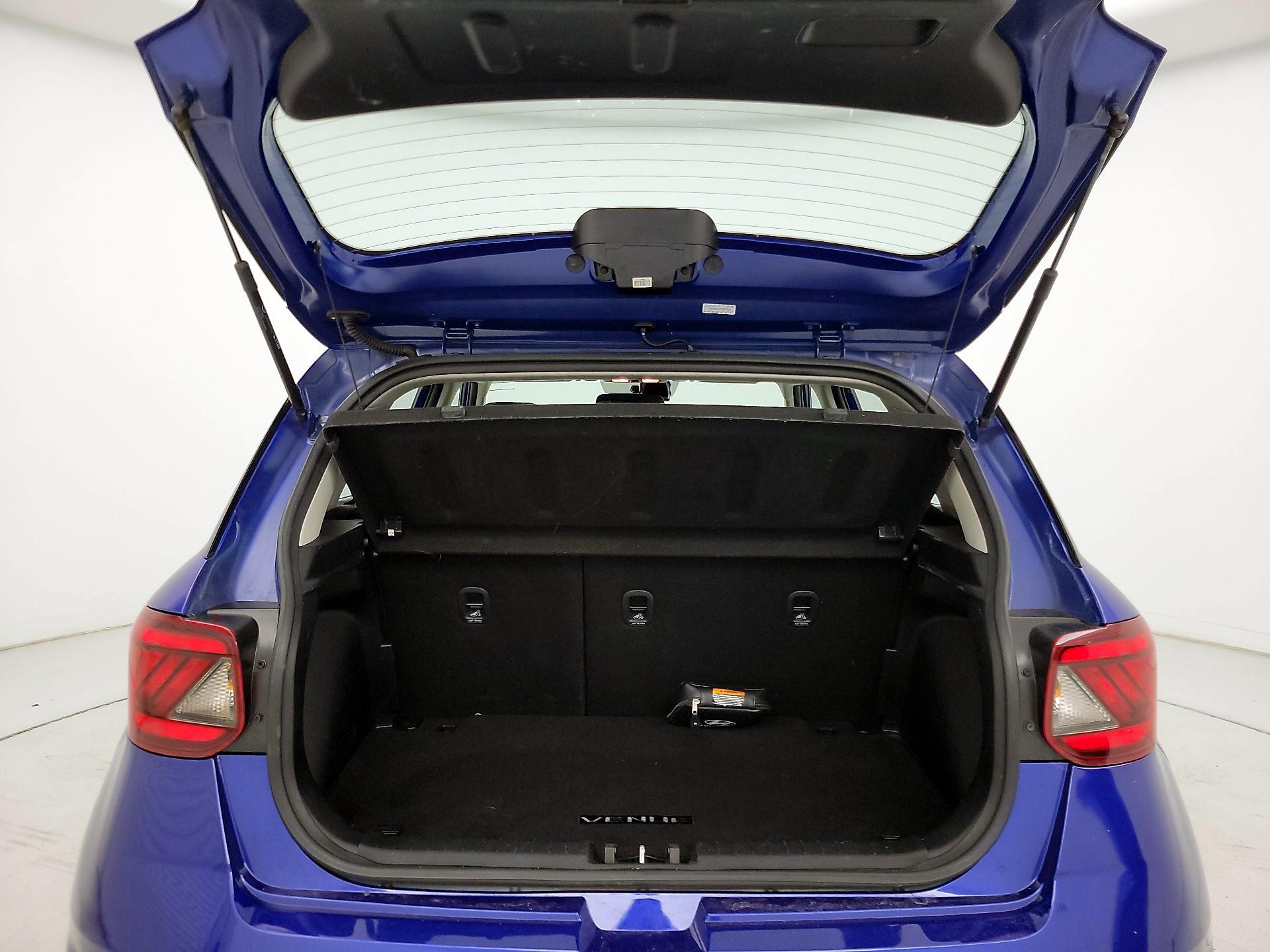 Thumbnail: 2023 Hyundai Venue - 20