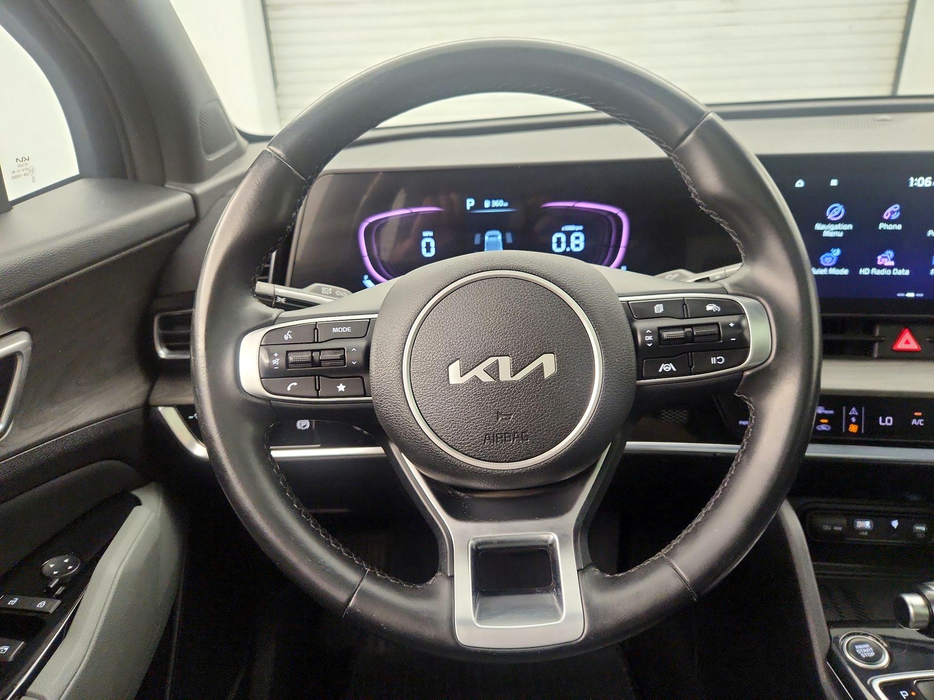 Thumbnail: 2023 Kia Sportage - 10