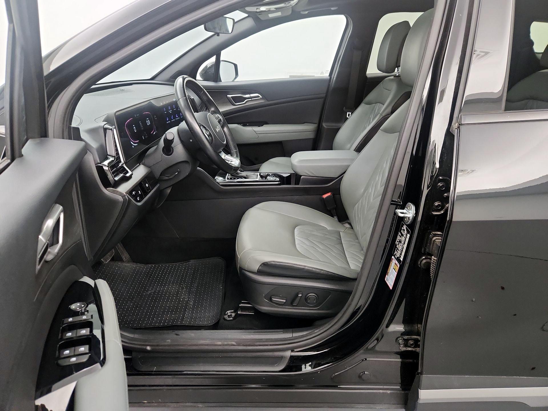 Thumbnail: 2023 Kia Sportage - 11