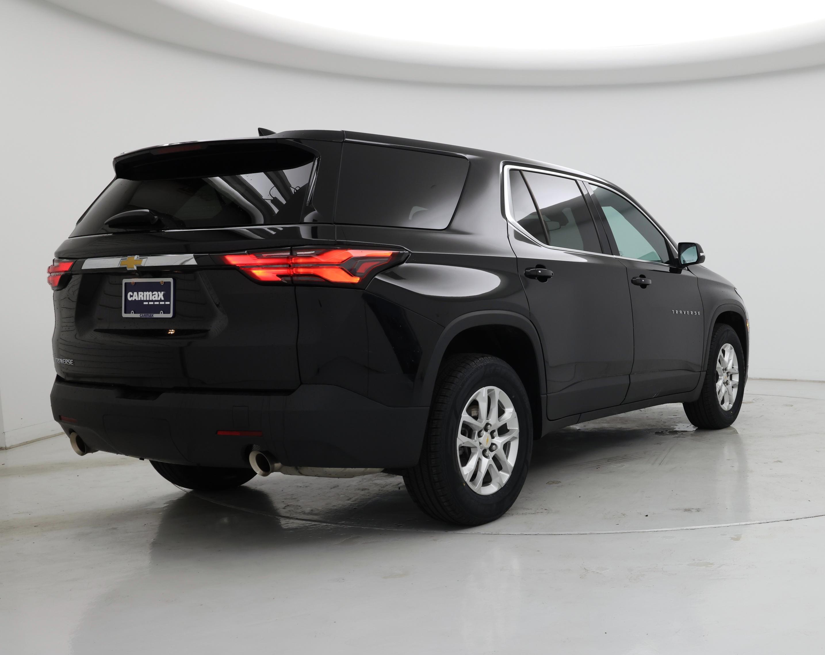 Thumbnail: 2023 Chevrolet Traverse - 8