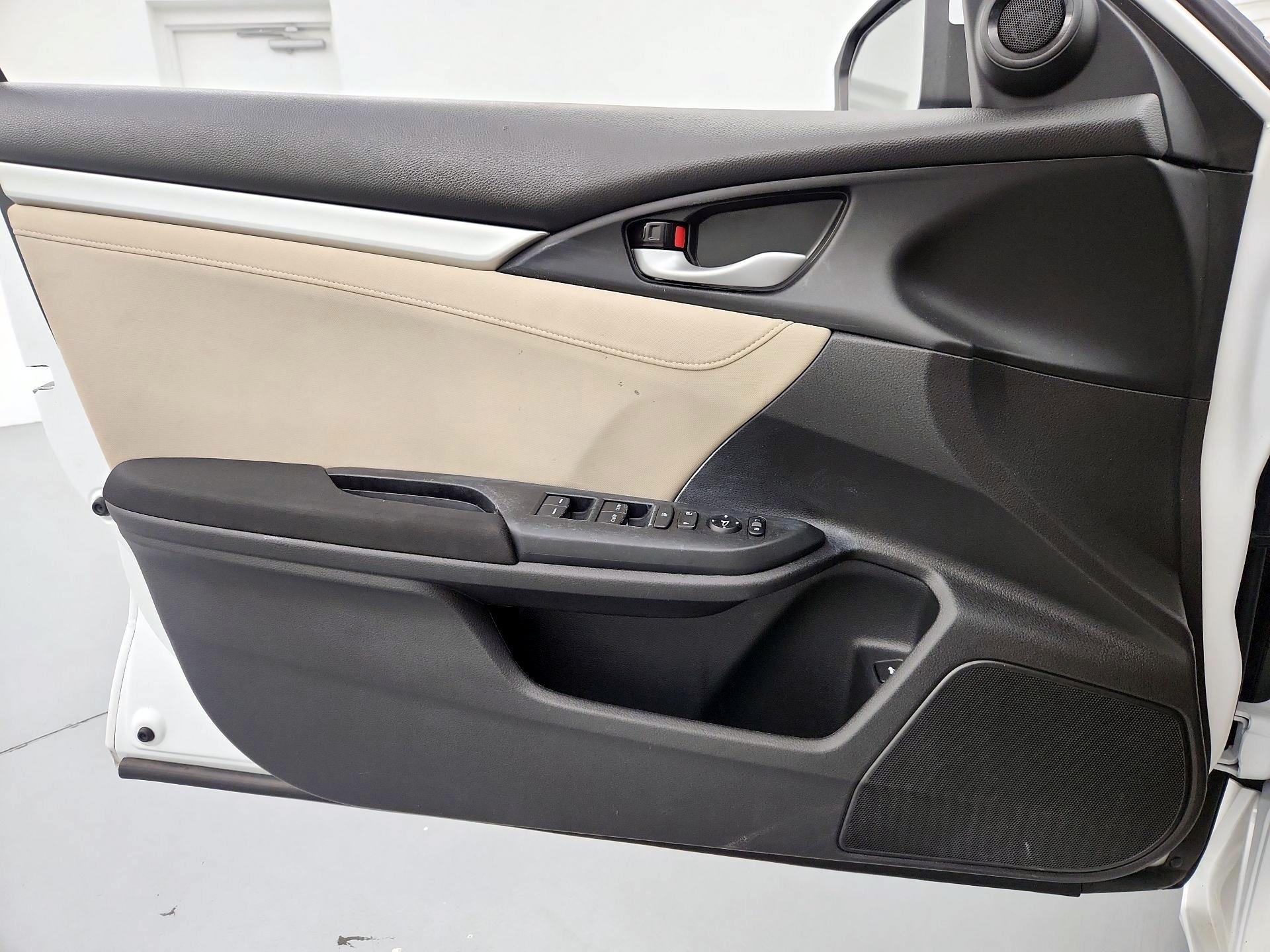 Thumbnail: 2020 Honda Civic - 12