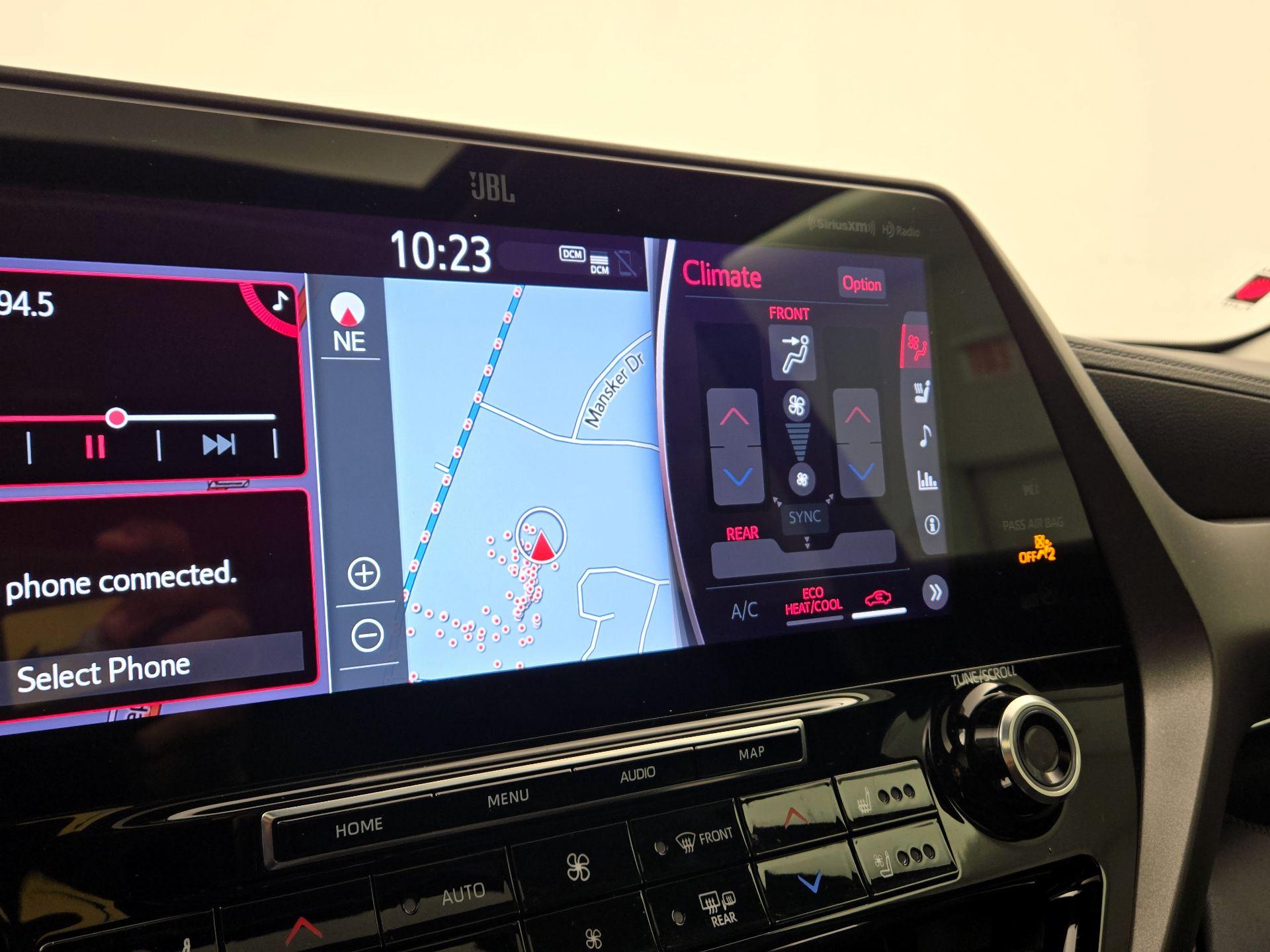 Thumbnail: 2020 Toyota Highlander - 14