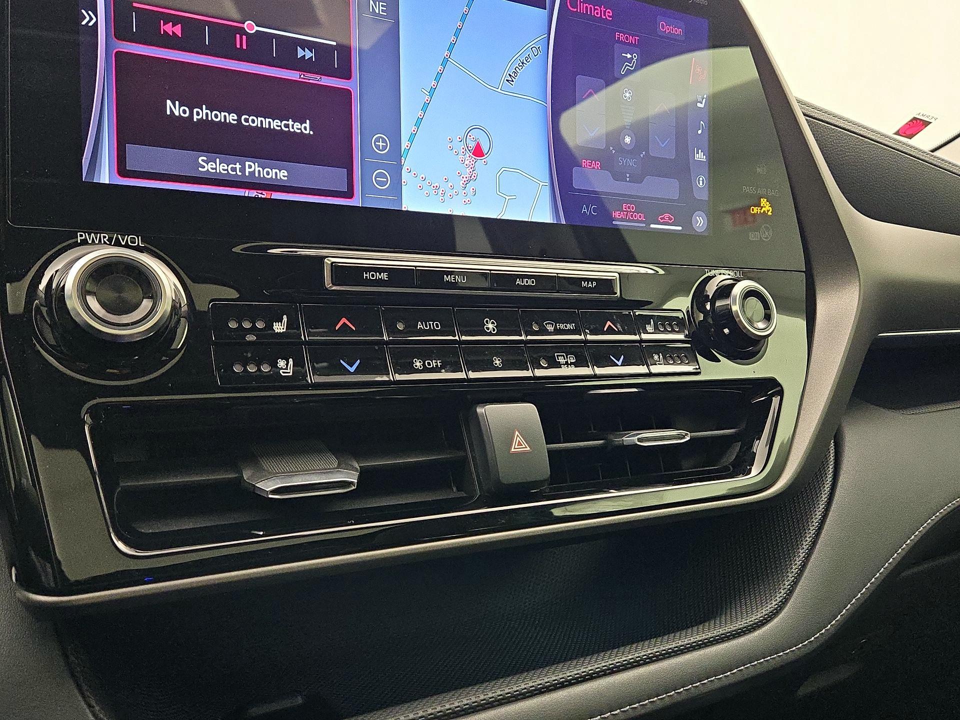 Thumbnail: 2020 Toyota Highlander - 17