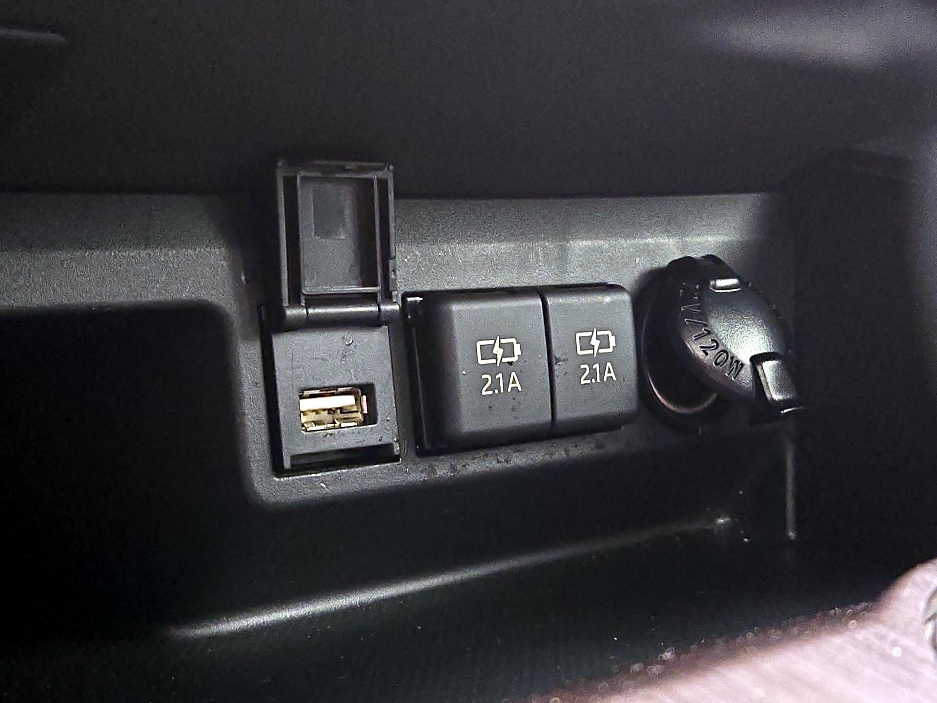 Thumbnail: 2020 Toyota Highlander - 19