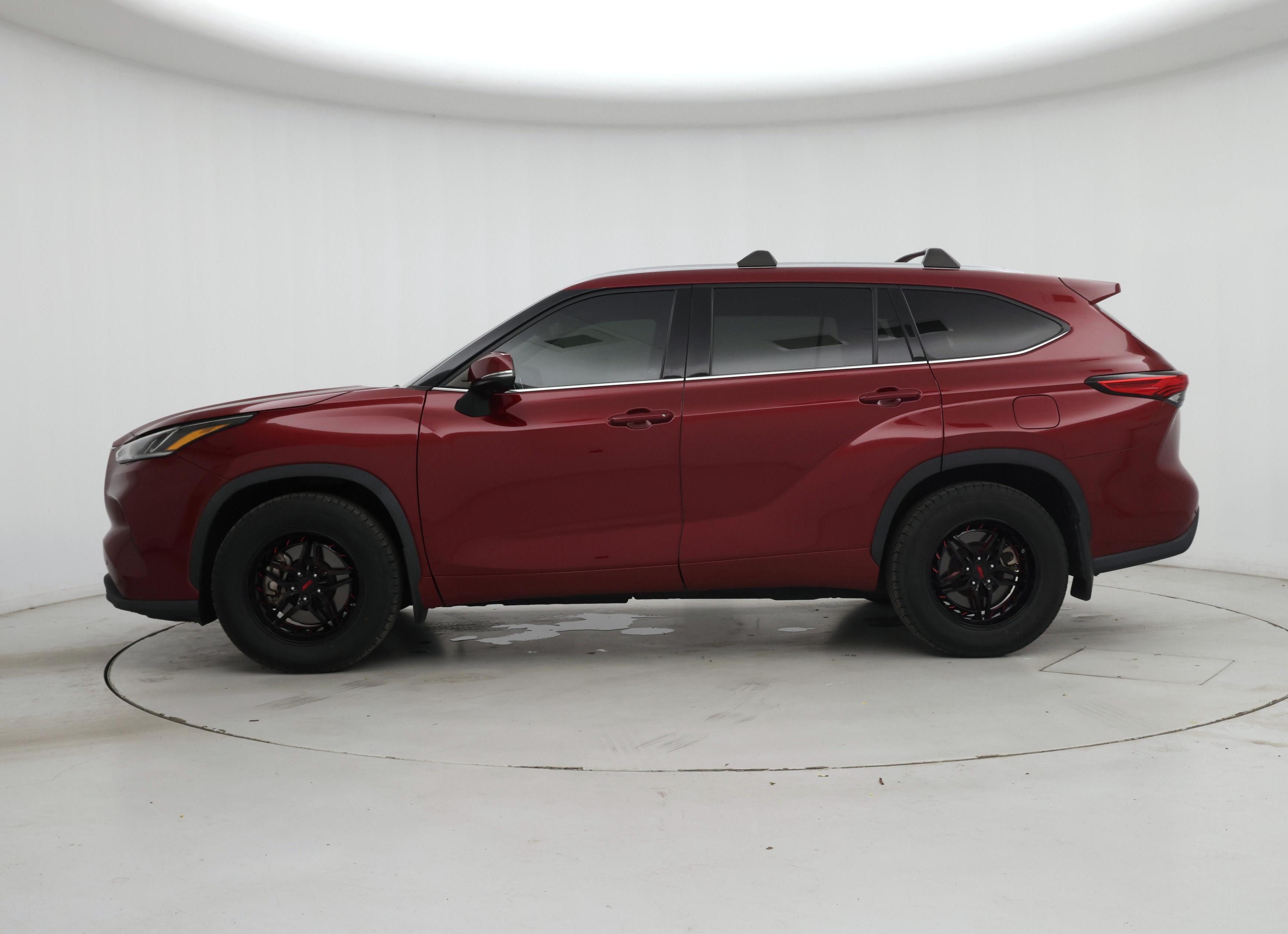 Thumbnail: 2020 Toyota Highlander - 3