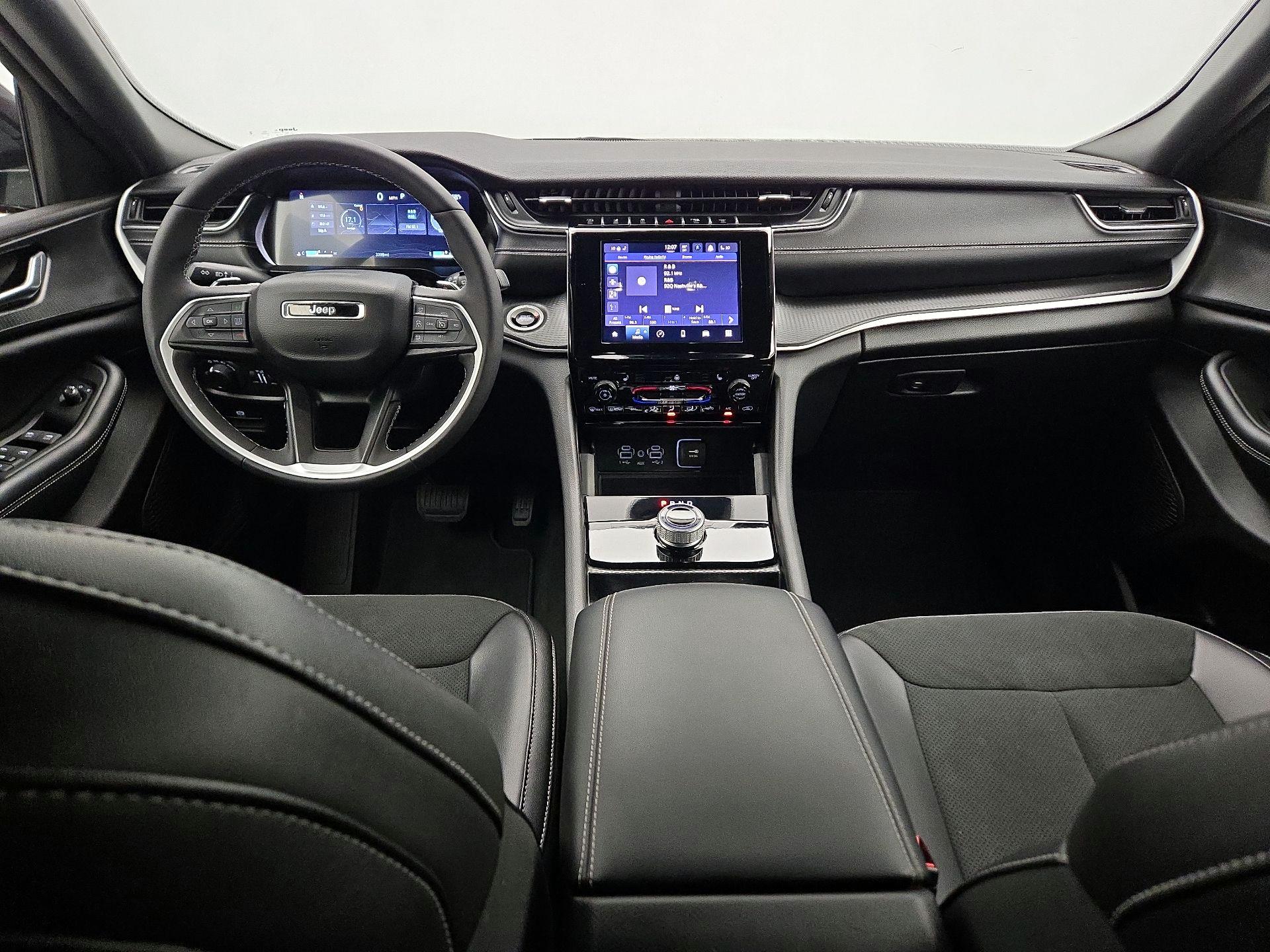 Thumbnail: 2024 Jeep Grand Cherokee - 9