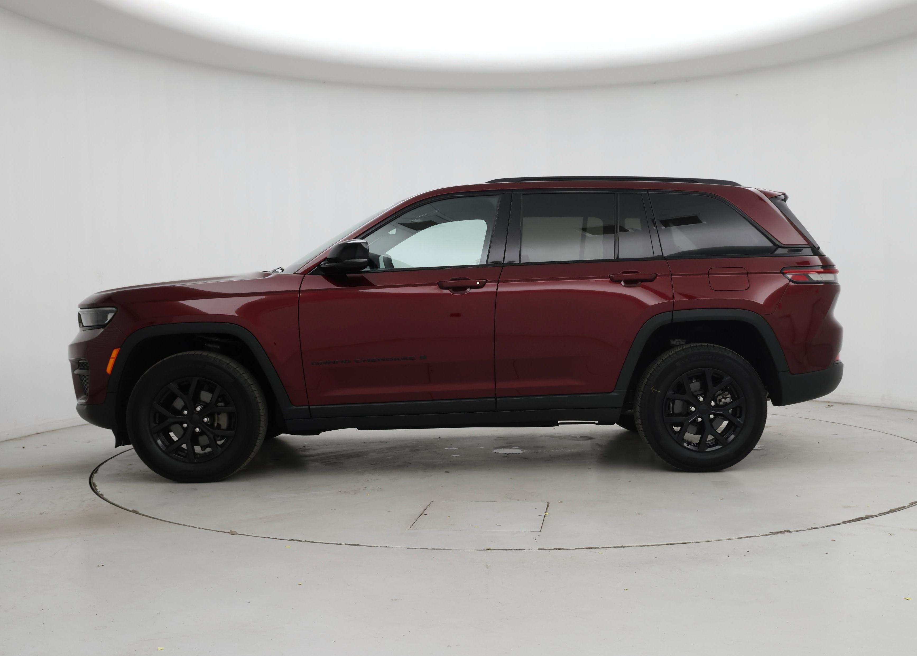 Thumbnail: 2024 Jeep Grand Cherokee - 3