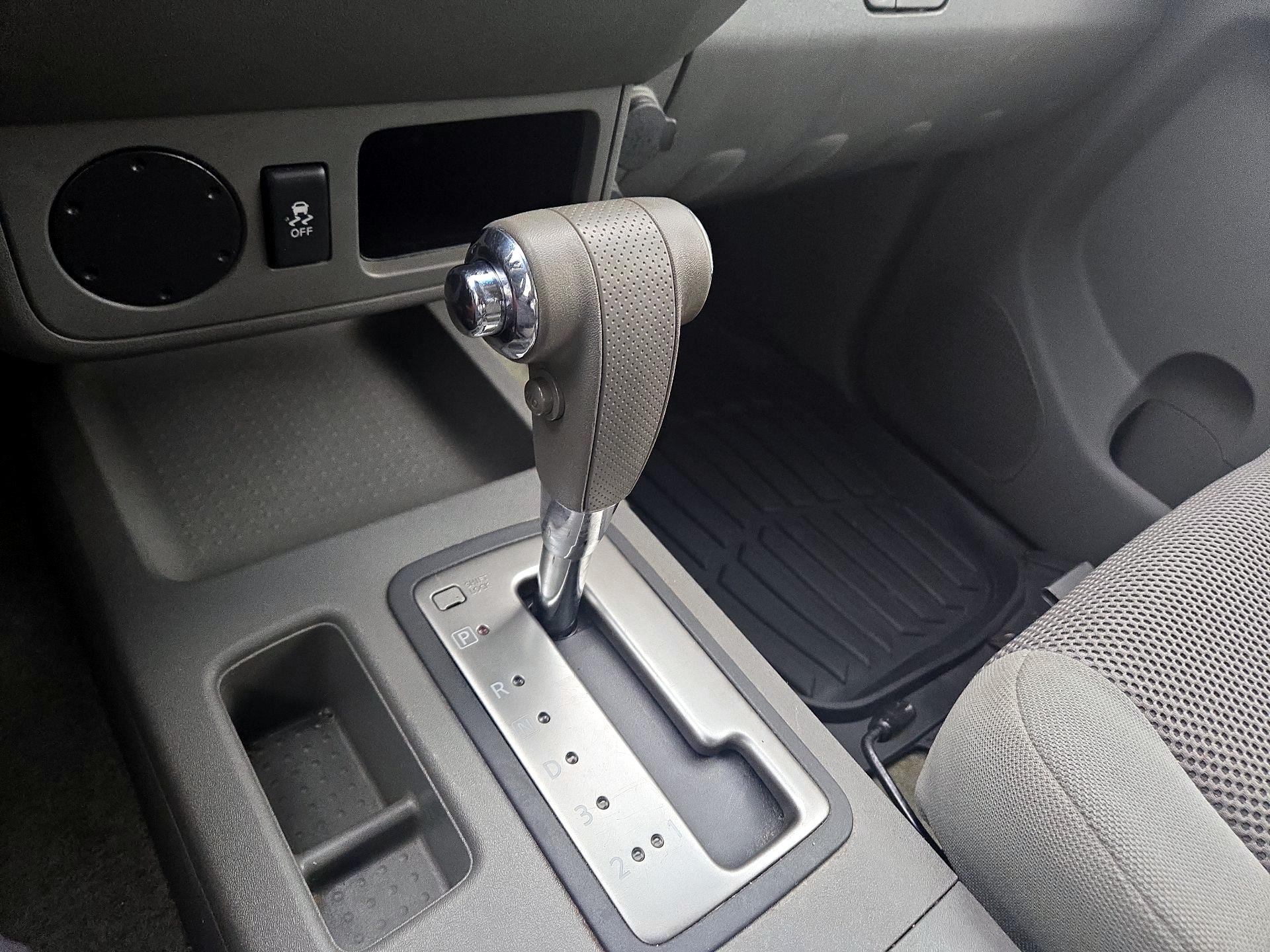 Thumbnail: 2014 Nissan Frontier - 16