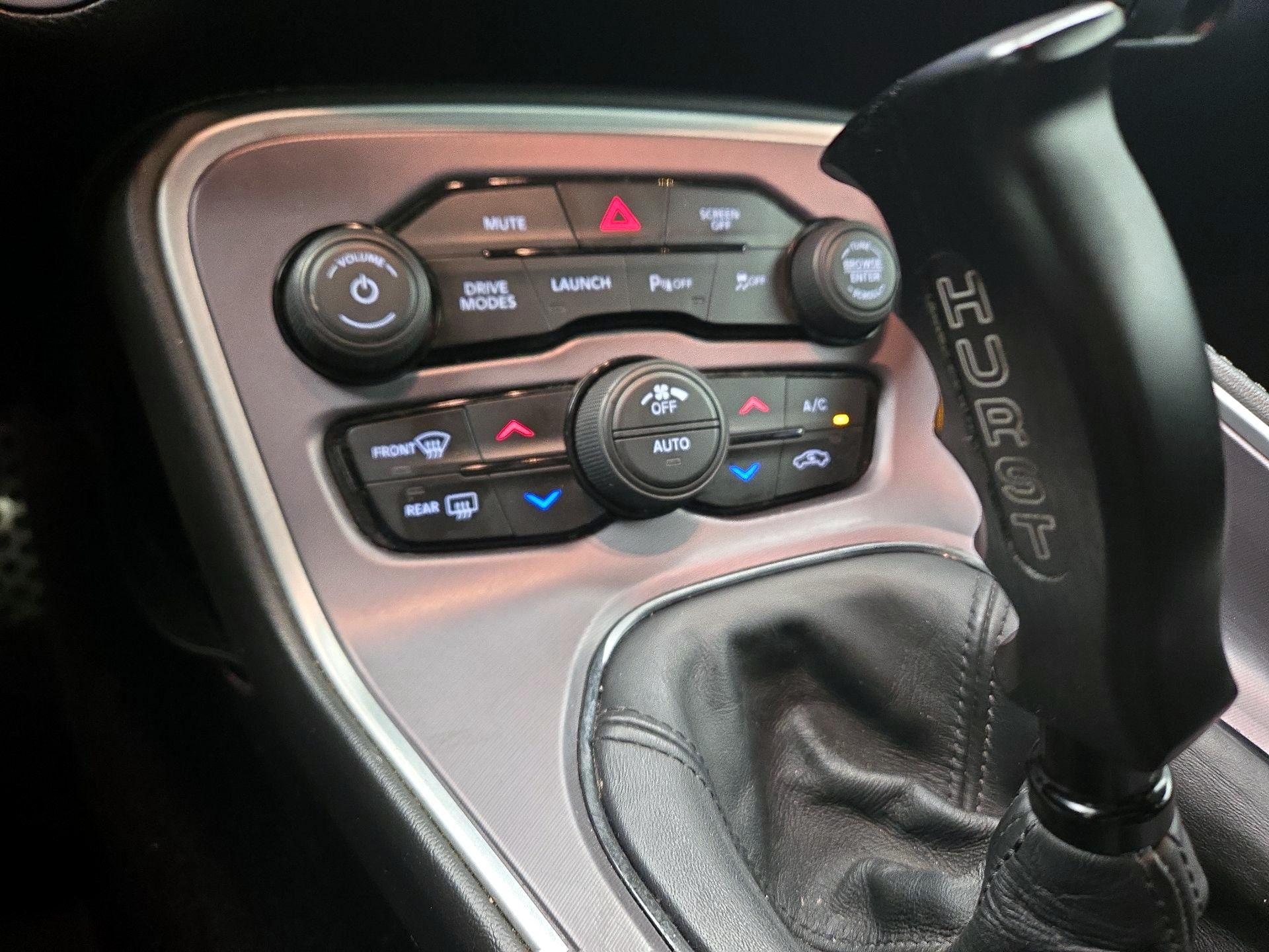 Thumbnail: 2019 Dodge Challenger - 16