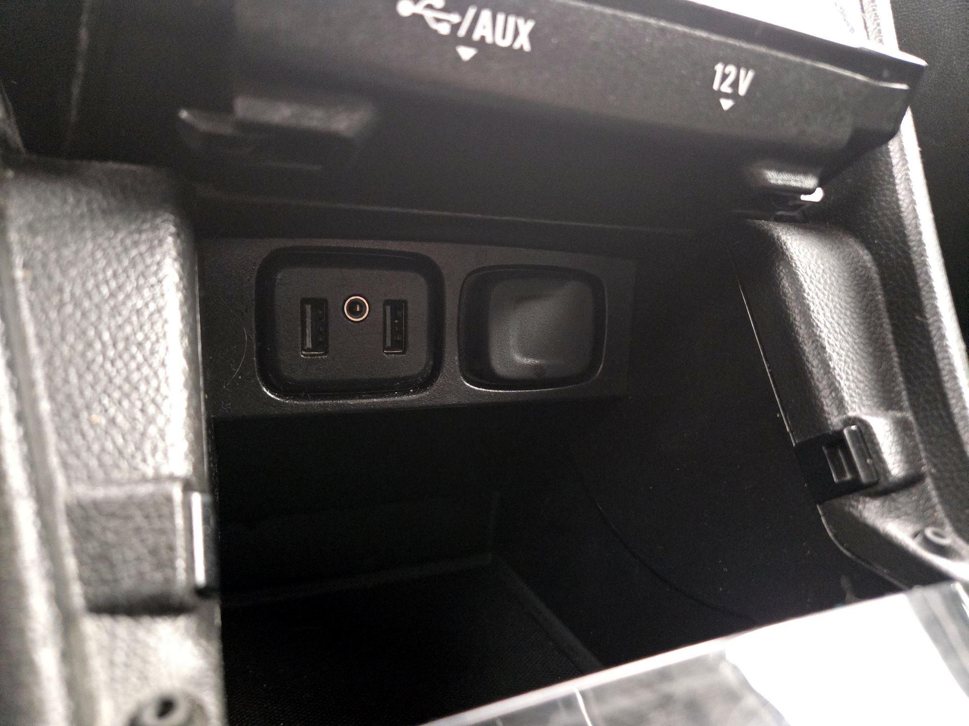 Thumbnail: 2020 Buick Encore - 18