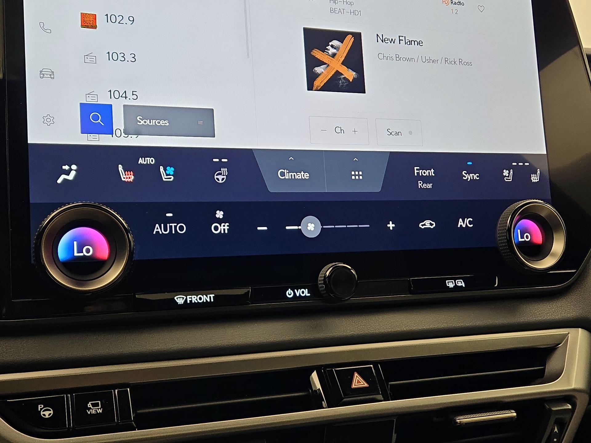 Thumbnail: 2024 Lexus RX - 16