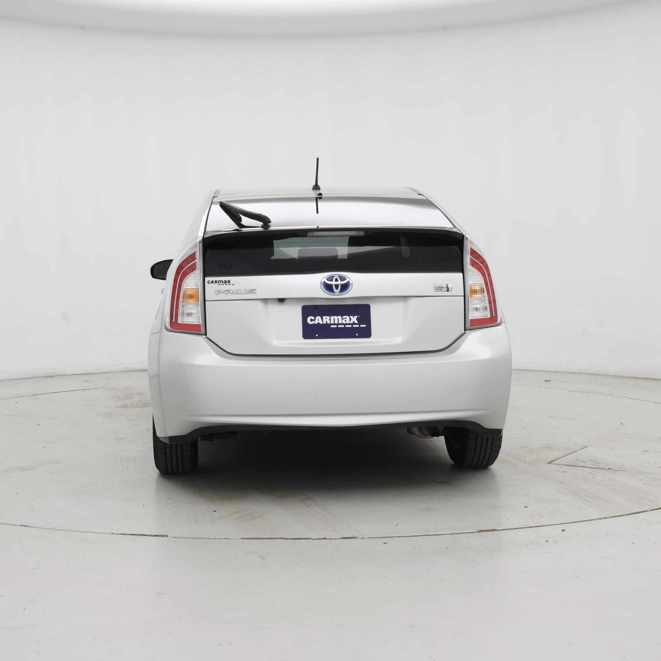 Thumbnail: 2015 Toyota Prius - 6