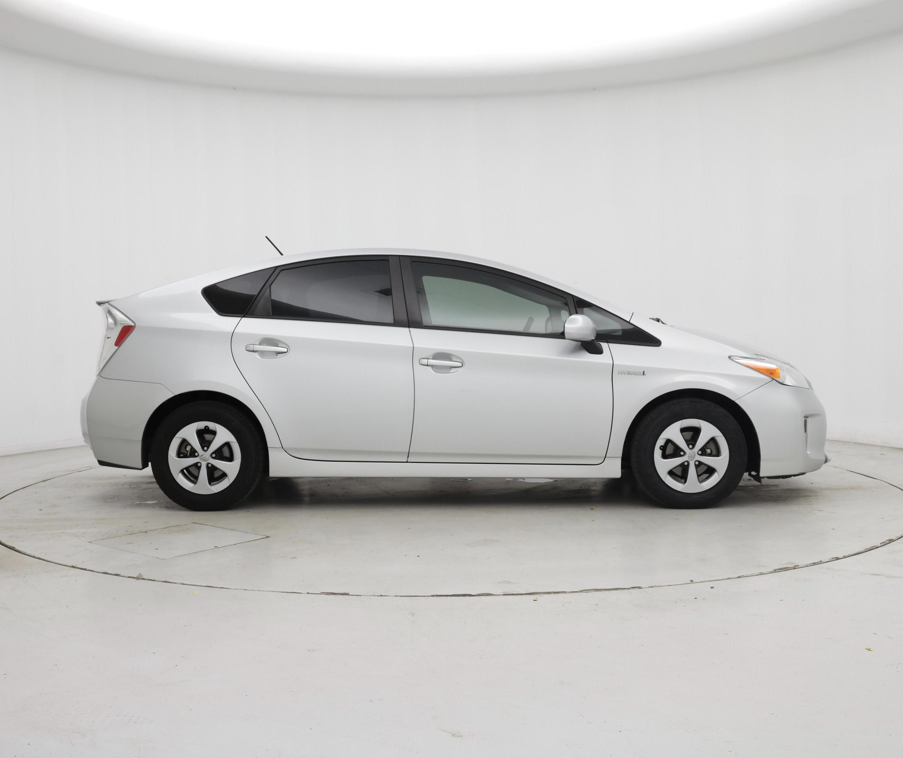 Thumbnail: 2015 Toyota Prius - 7