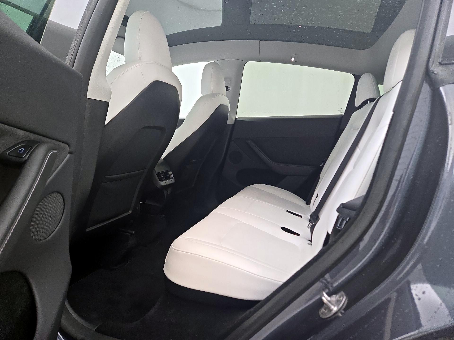 Thumbnail: 2023 Tesla Model Y - 19