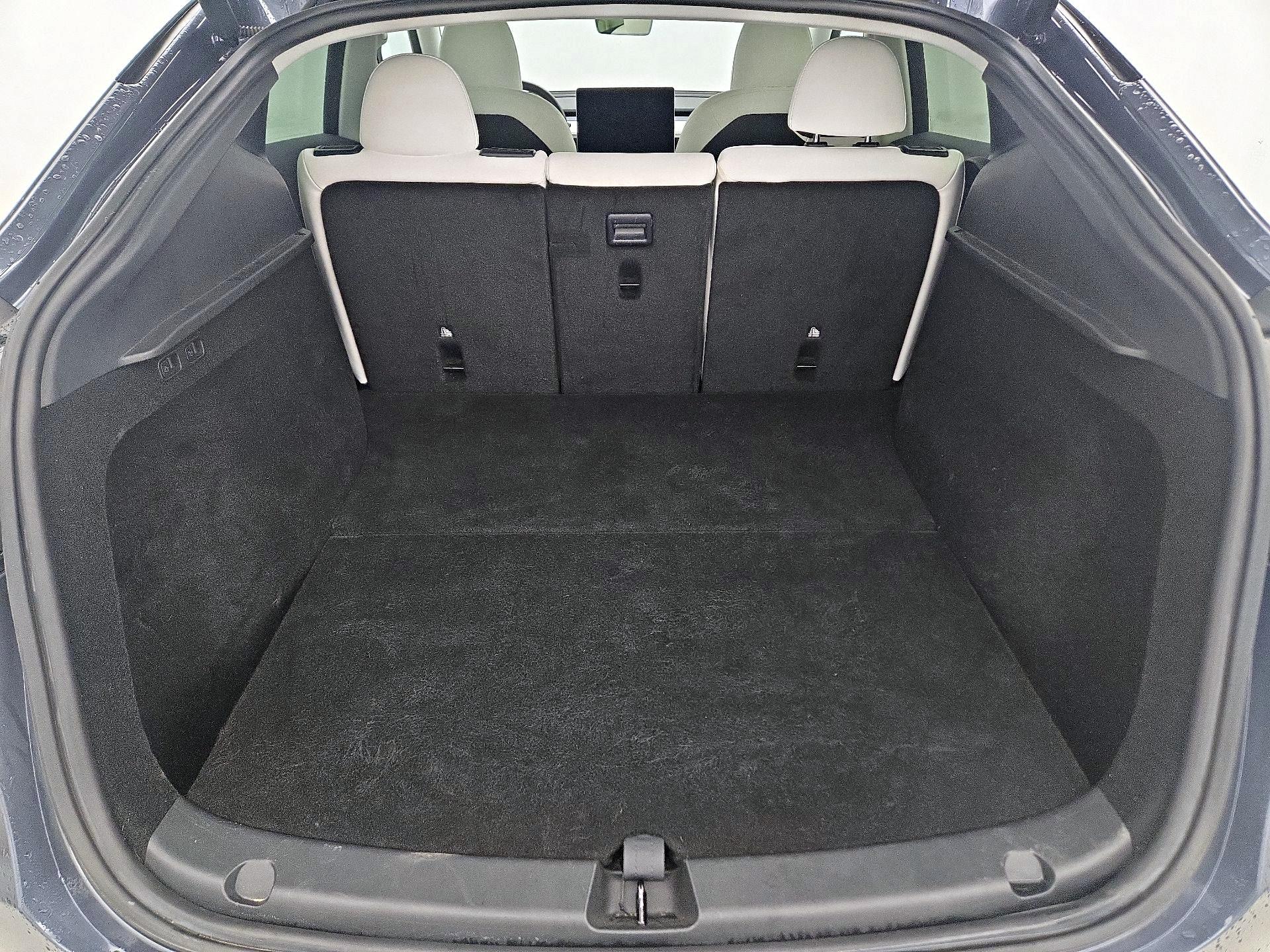 Thumbnail: 2023 Tesla Model Y - 20