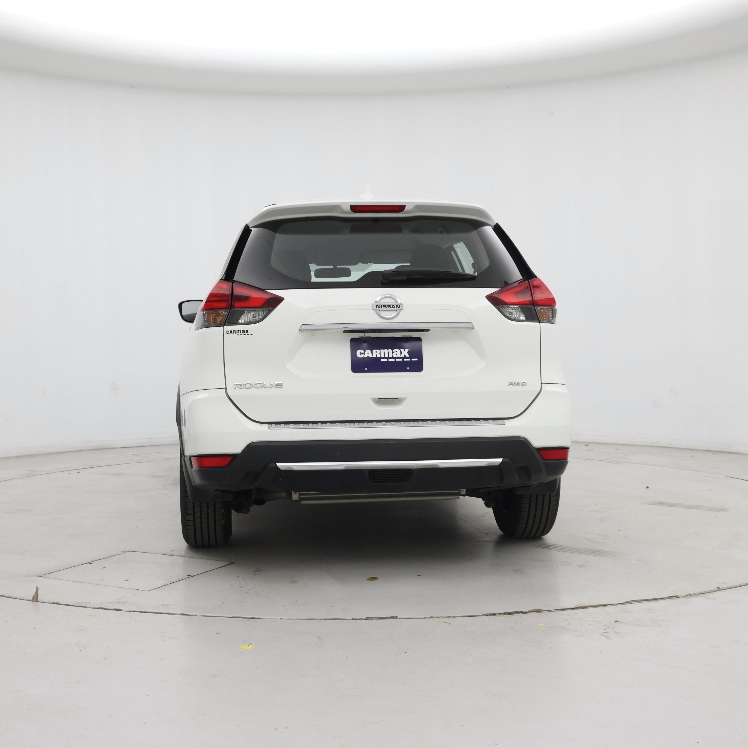 Thumbnail: 2017 Nissan Rogue - 6