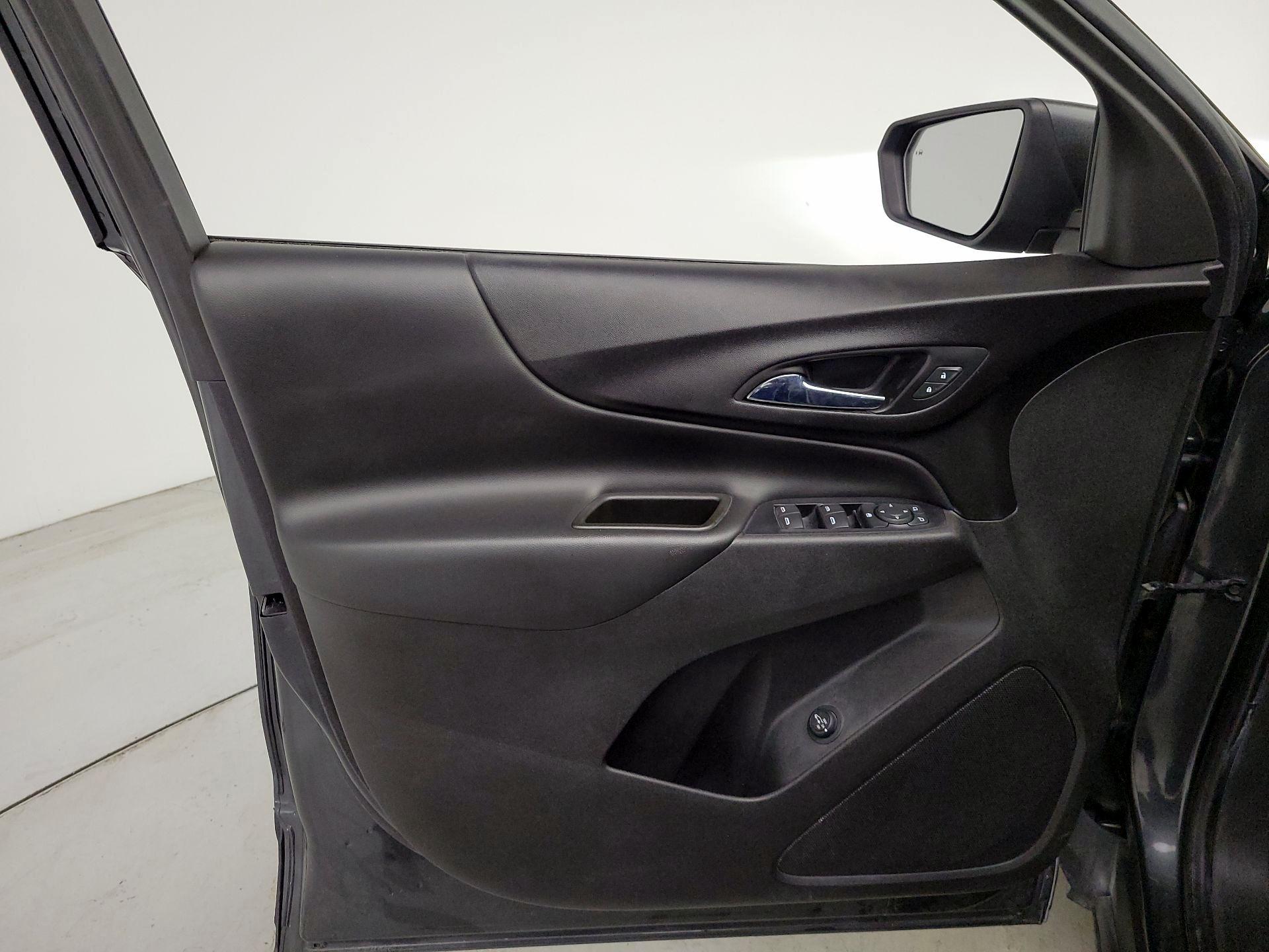 Thumbnail: 2020 Chevrolet Equinox - 12