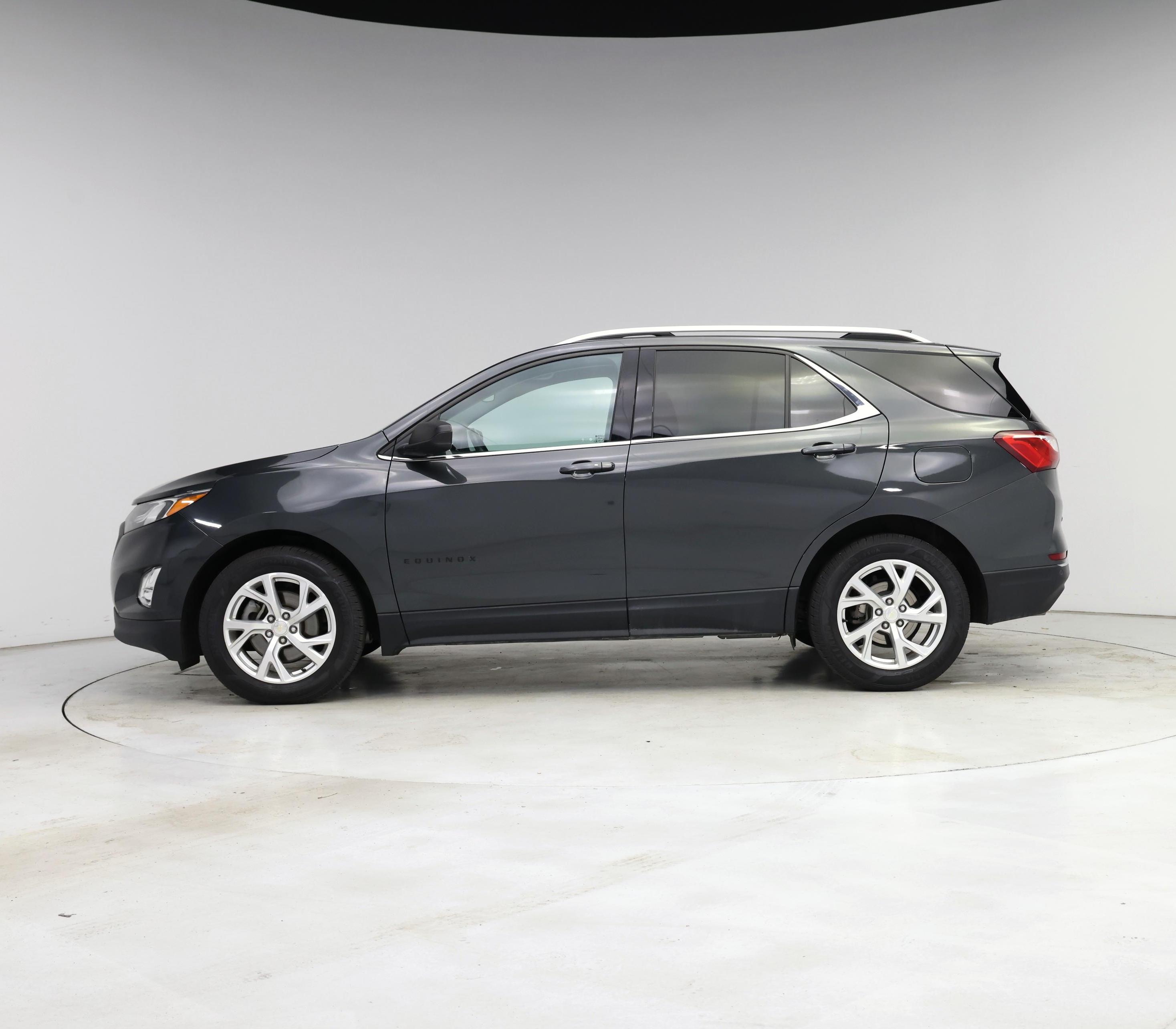Thumbnail: 2020 Chevrolet Equinox - 3