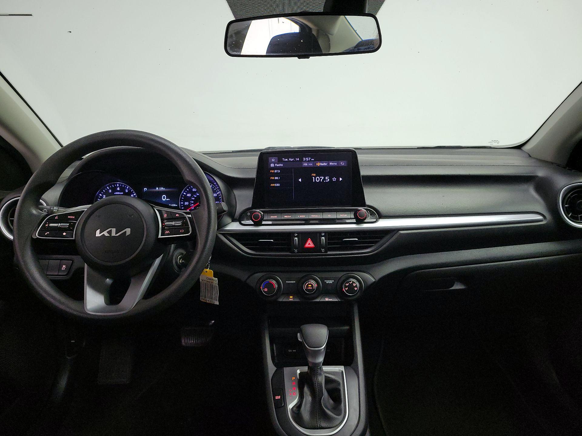 Thumbnail: 2023 Kia Forte - 9