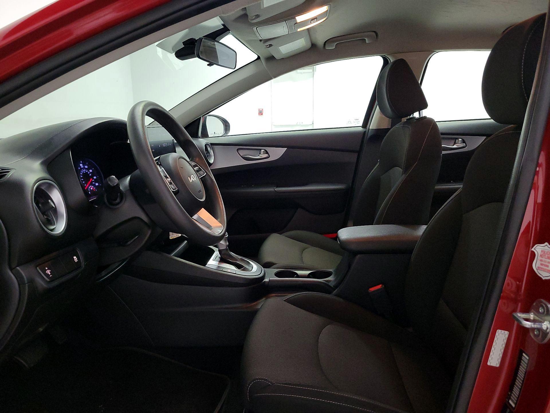 Thumbnail: 2023 Kia Forte - 11