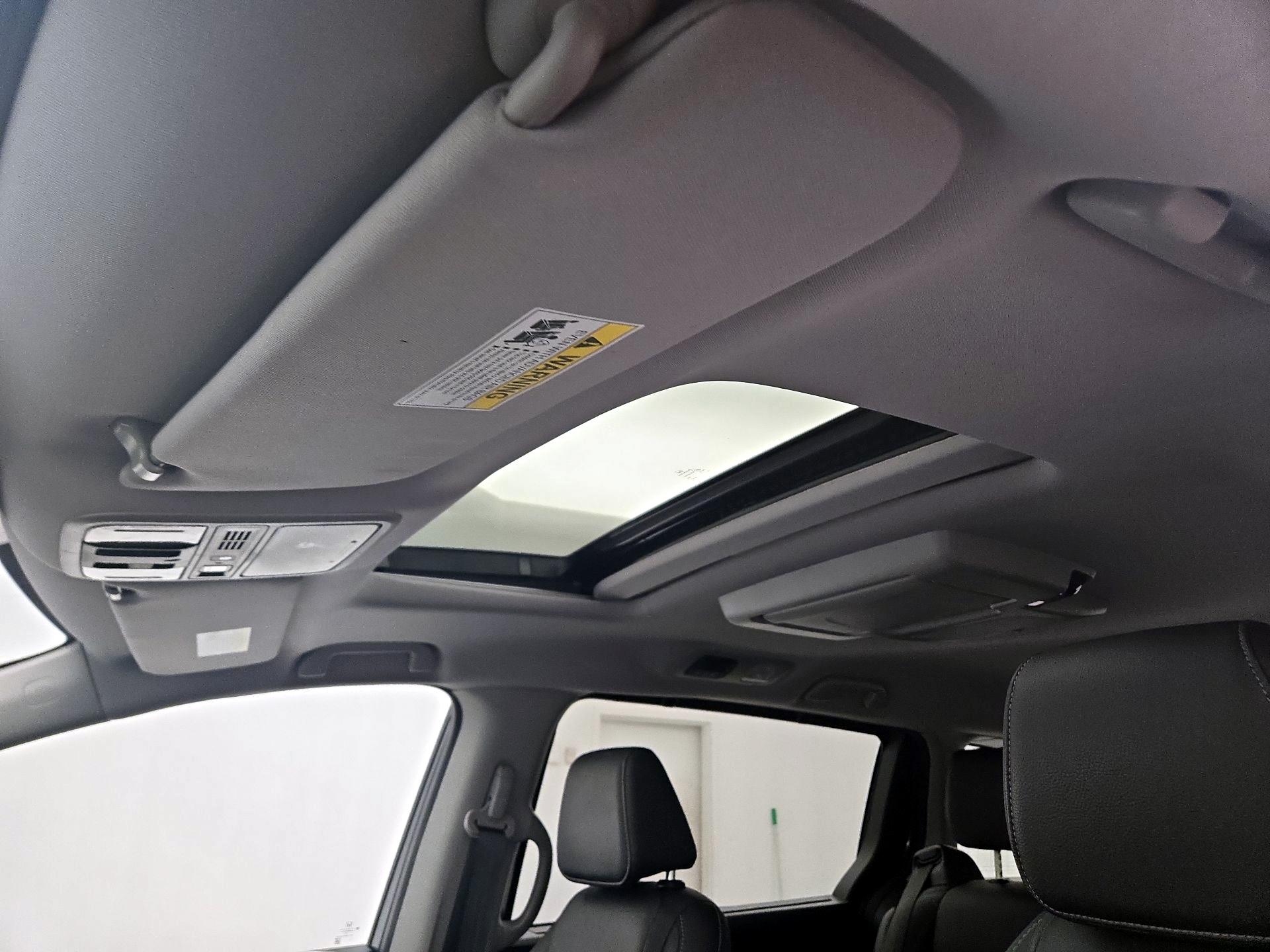 Thumbnail: 2022 Honda Odyssey - 20