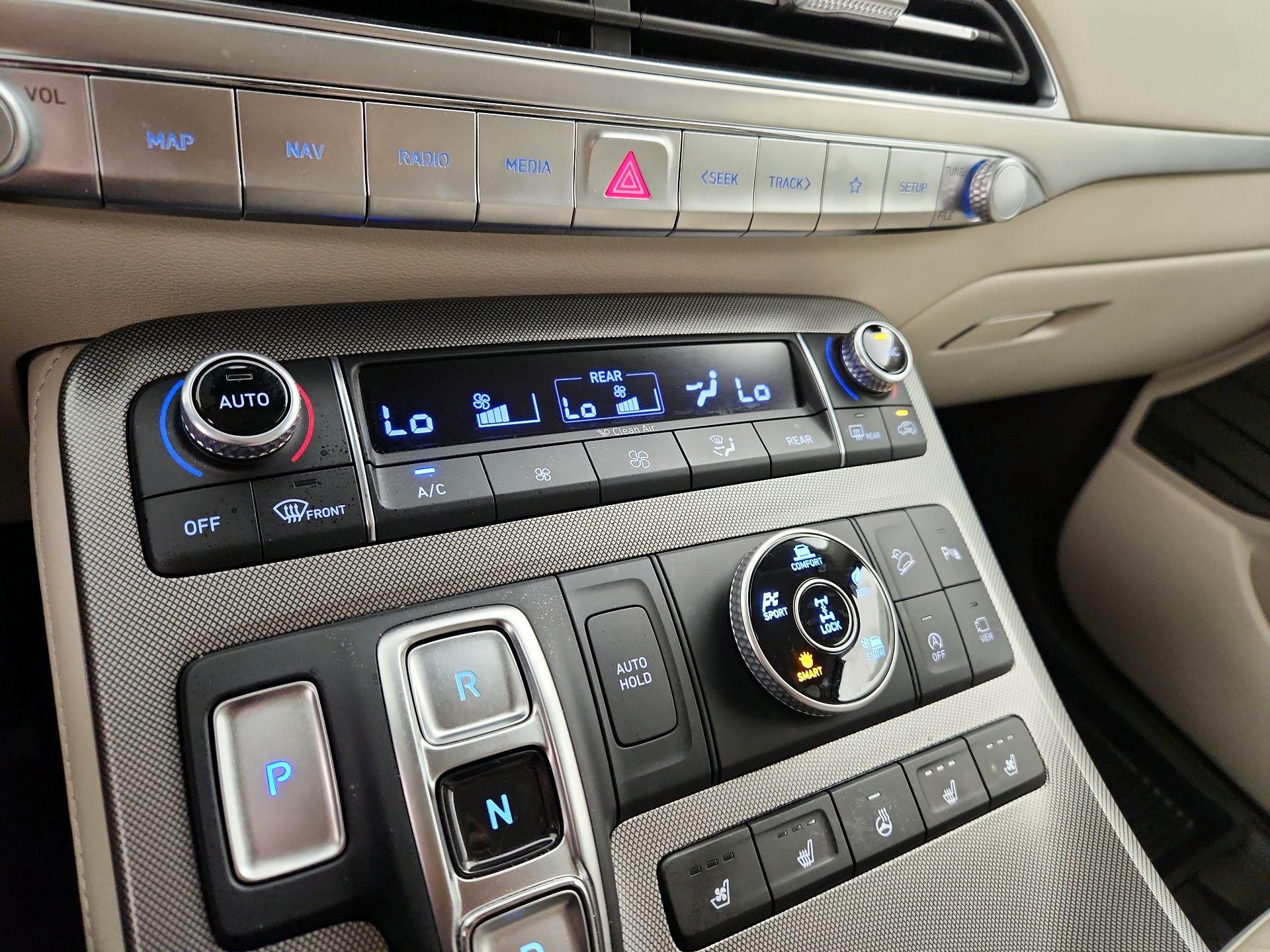 Thumbnail: 2020 Hyundai Palisade - 16