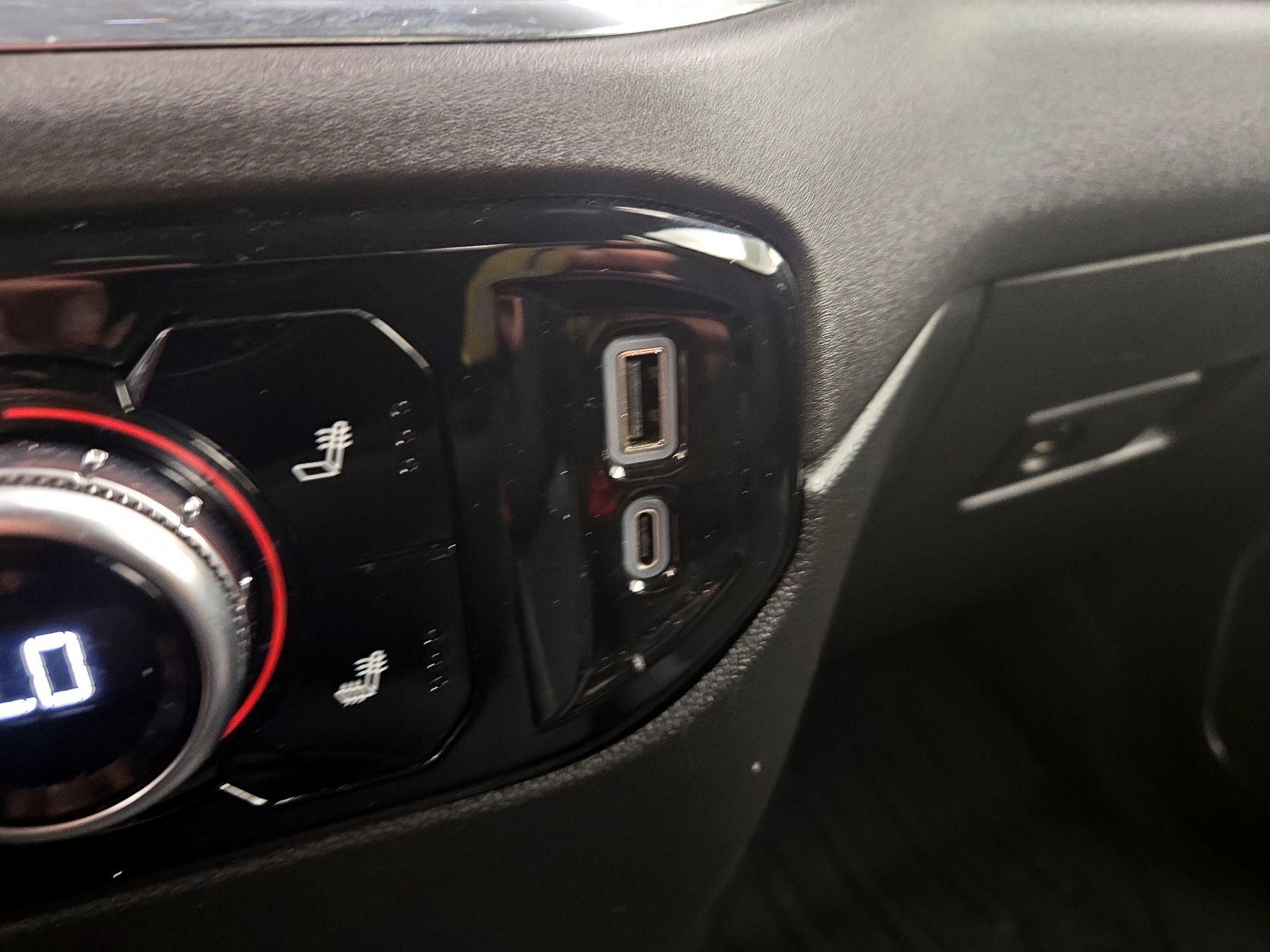 Thumbnail: 2024 GMC Sierra 2500 - 18