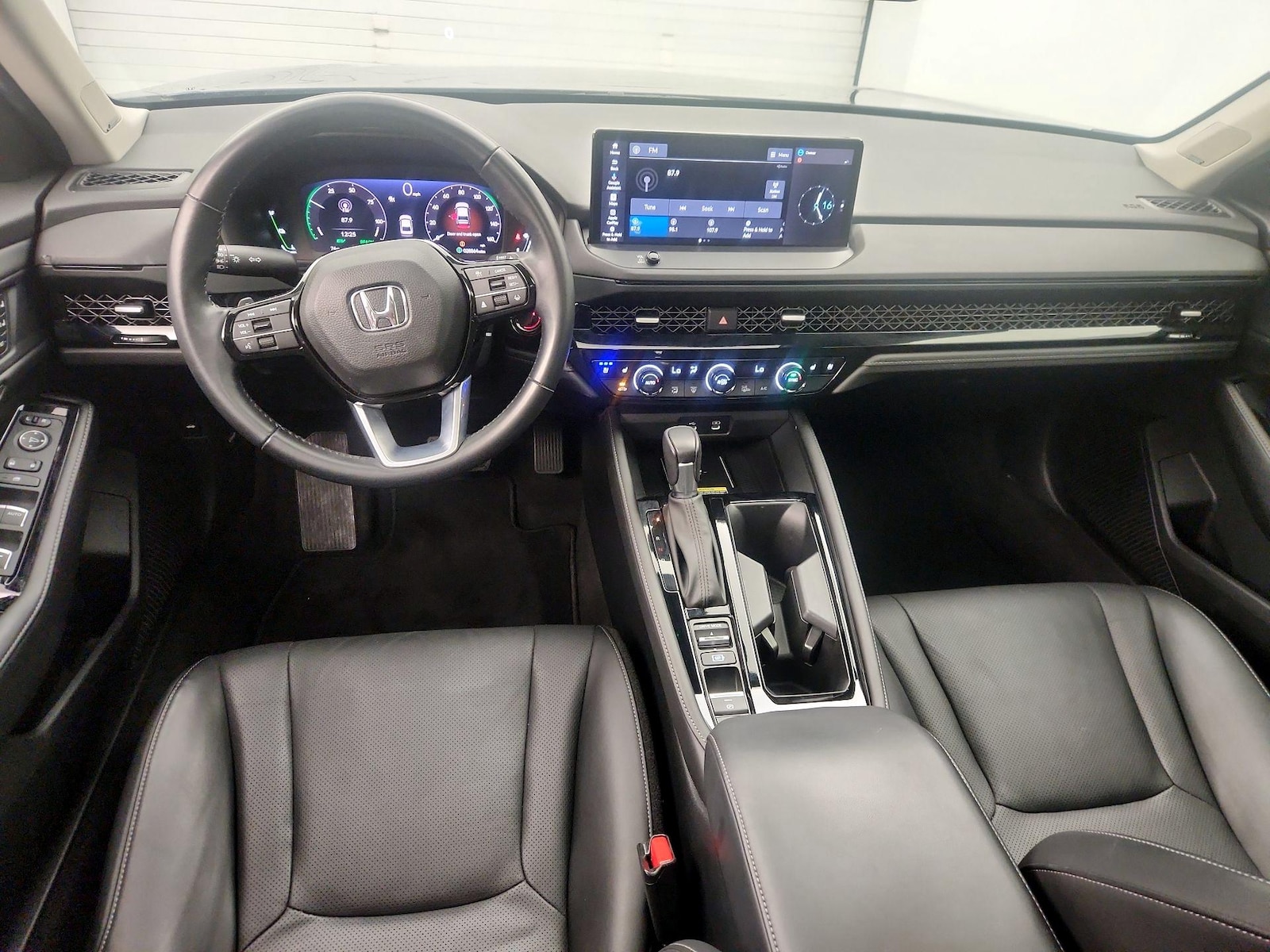 2024 Honda Accord Hybrid Touring - Photo 10