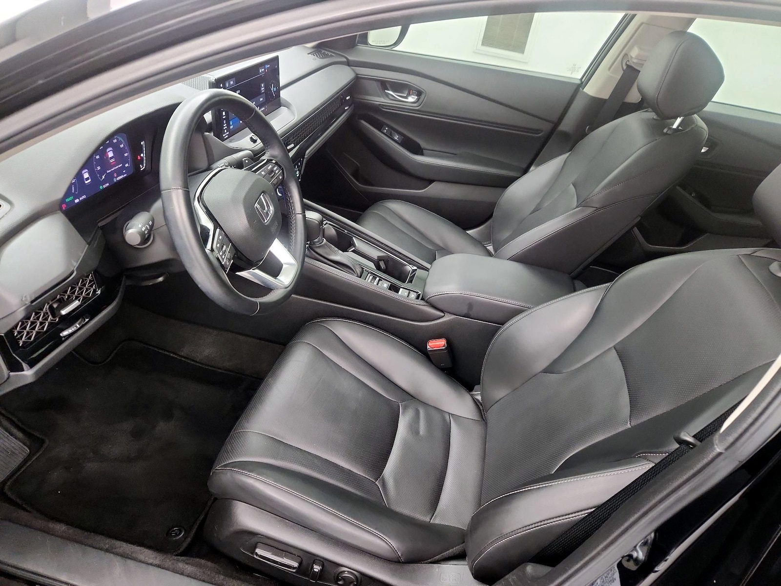 2024 Honda Accord Hybrid Touring - Photo 12