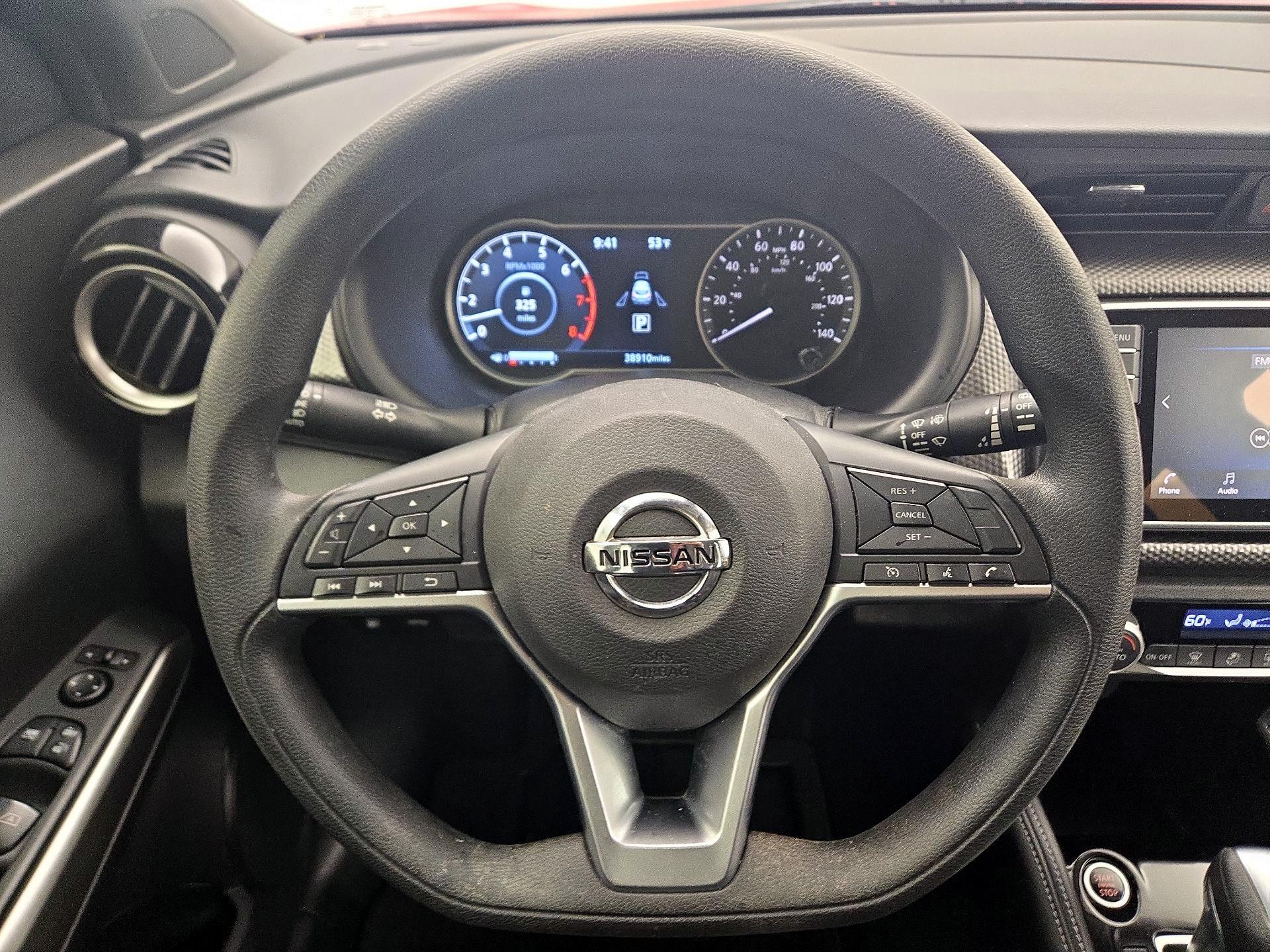 Thumbnail: 2020 Nissan Kicks - 10