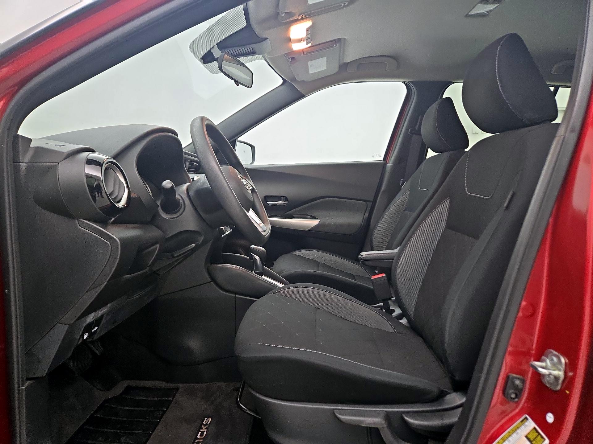 Thumbnail: 2020 Nissan Kicks - 11