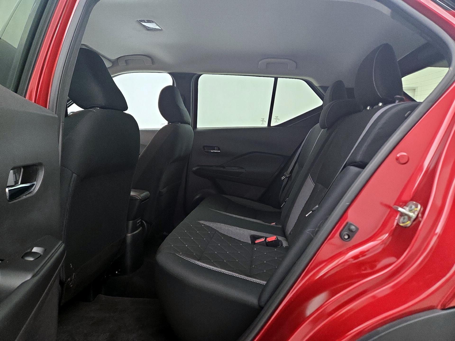 Thumbnail: 2020 Nissan Kicks - 18