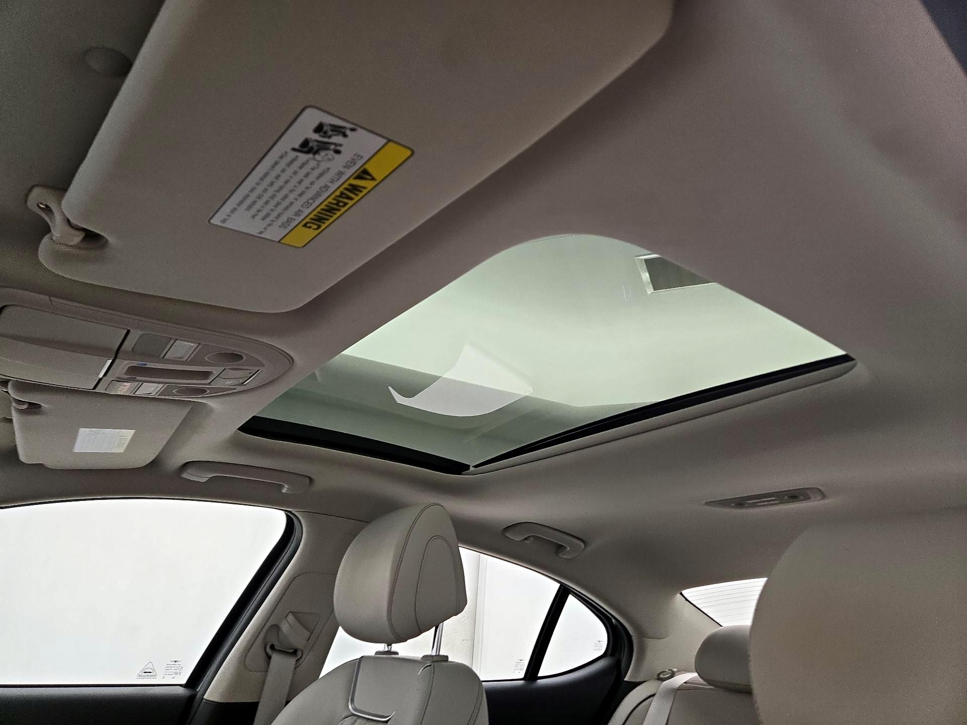 Thumbnail: 2021 Genesis G70 - 20