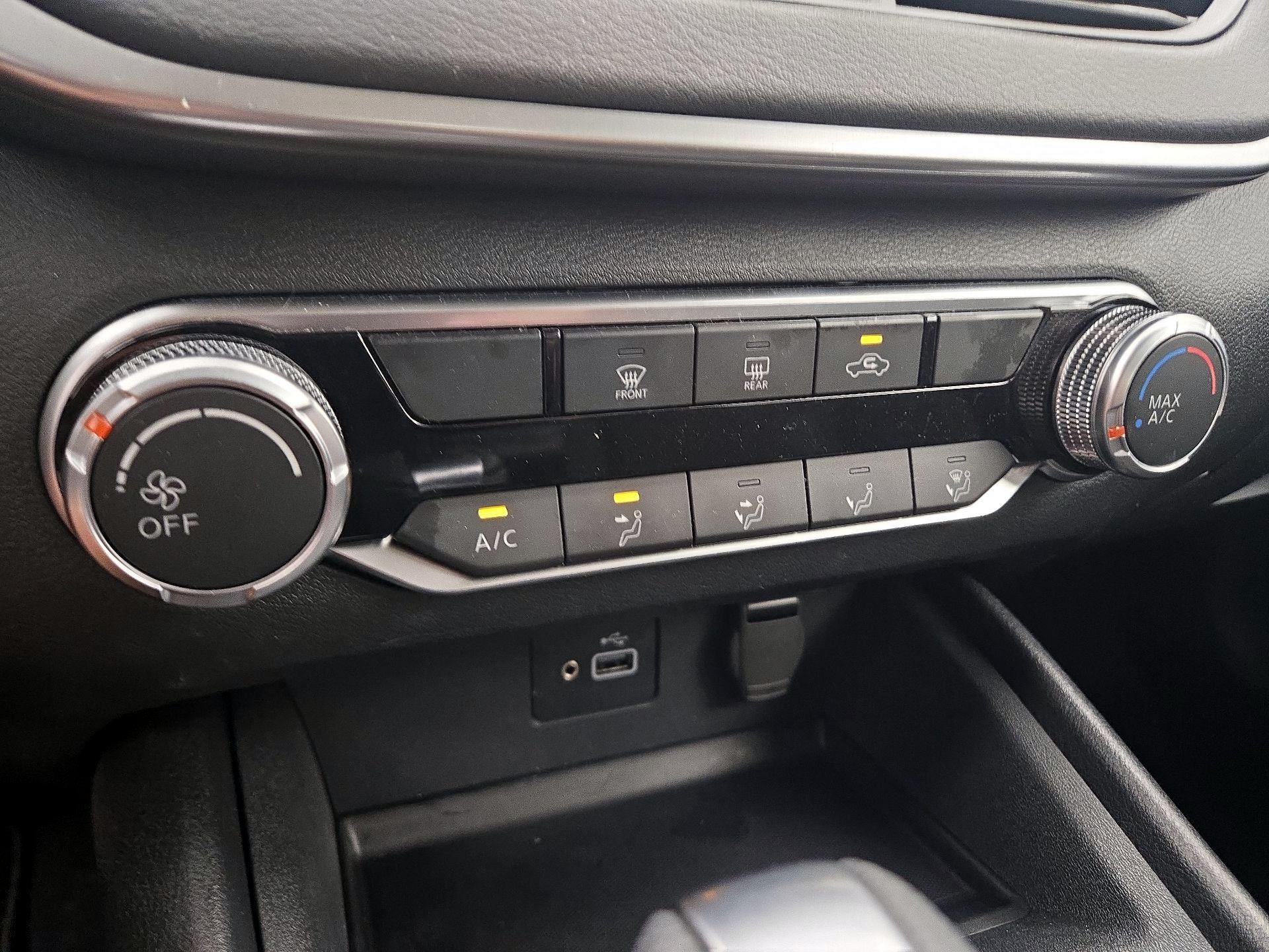 Thumbnail: 2022 Nissan Altima - 16