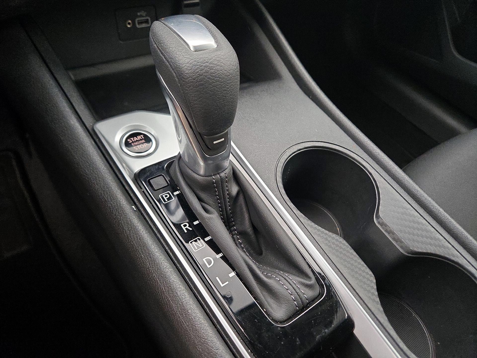 Thumbnail: 2022 Nissan Altima - 17