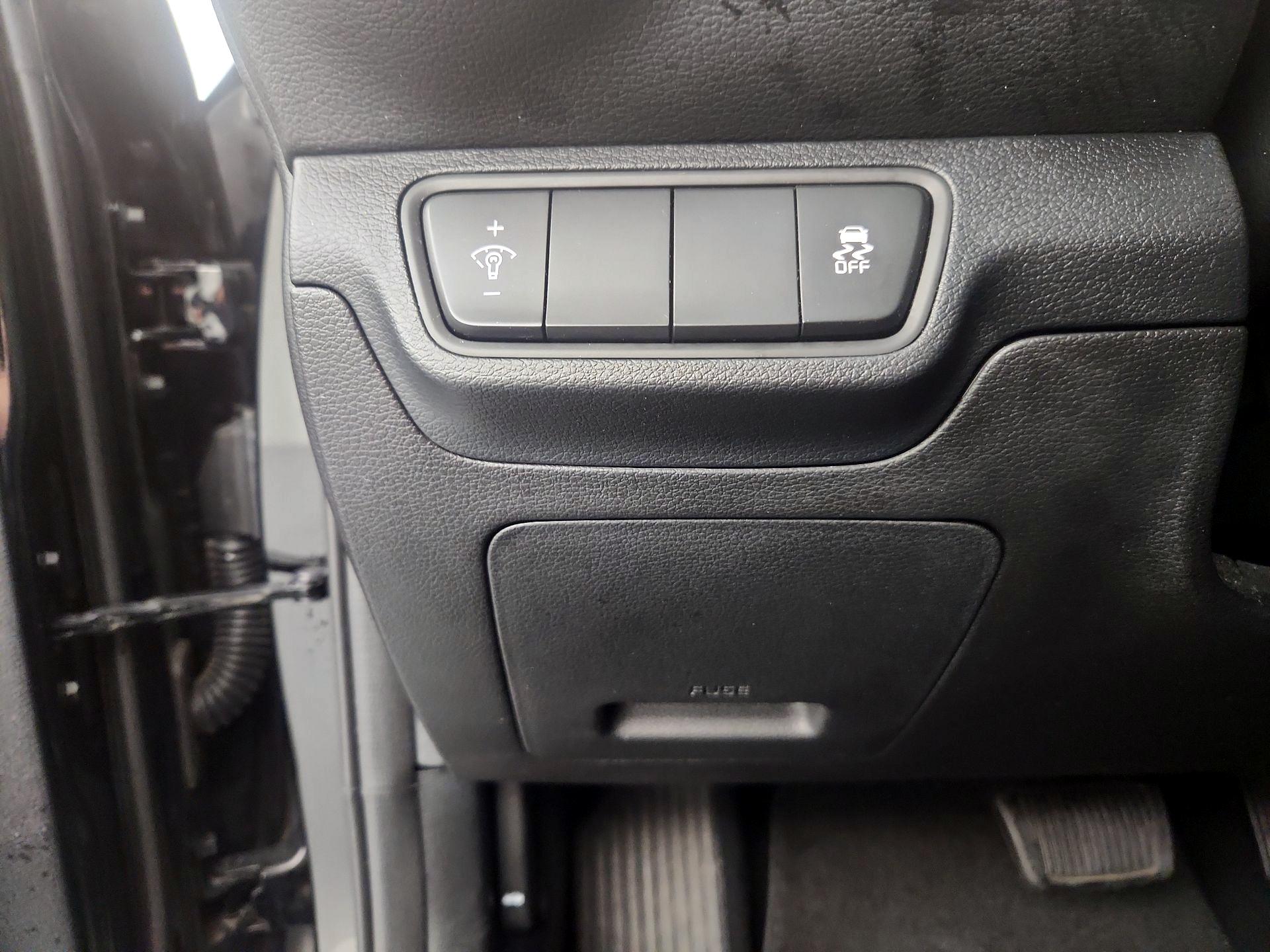 Thumbnail: 2024 Kia Forte - 13