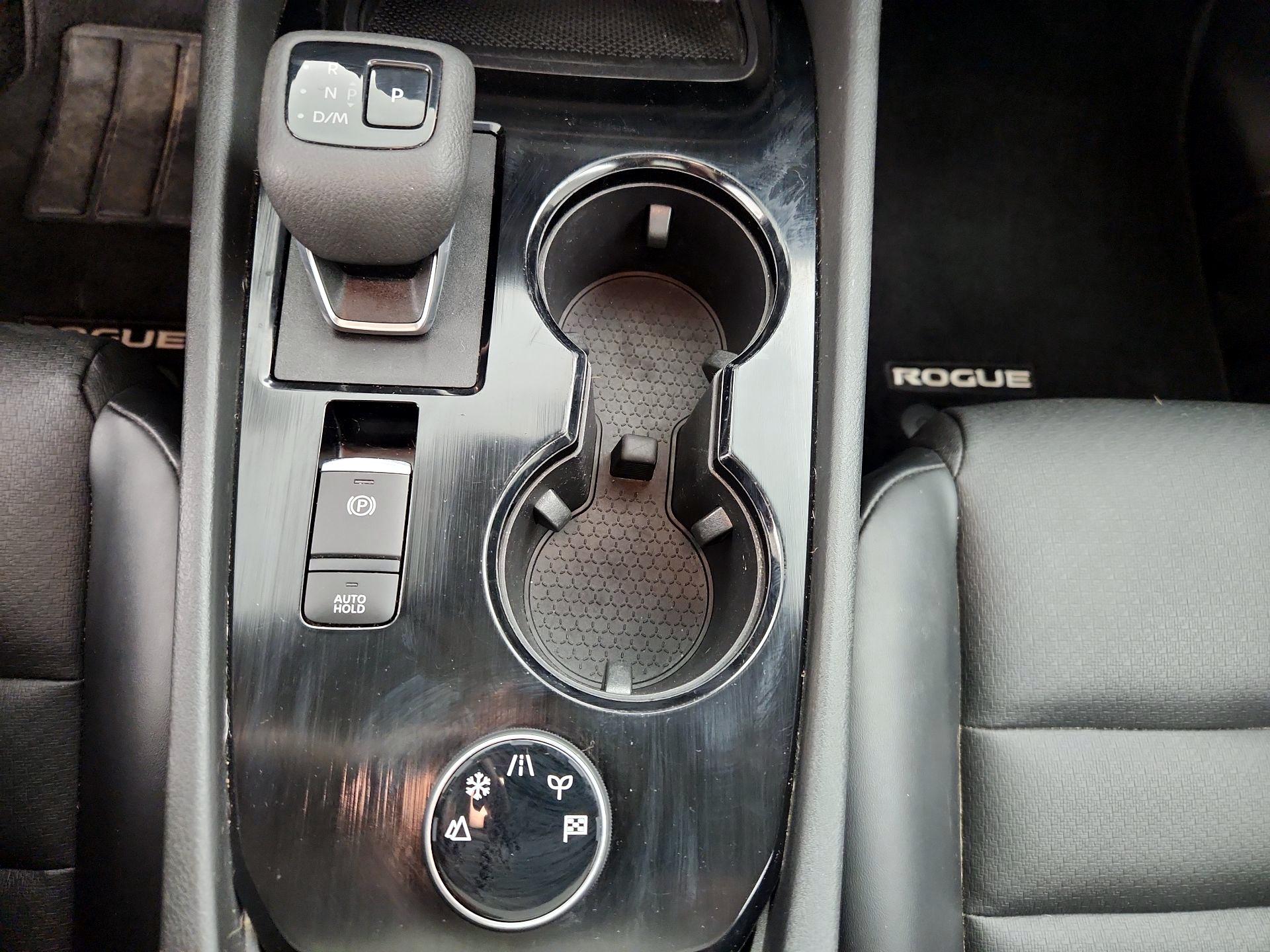 Thumbnail: 2023 Nissan Rogue - 17