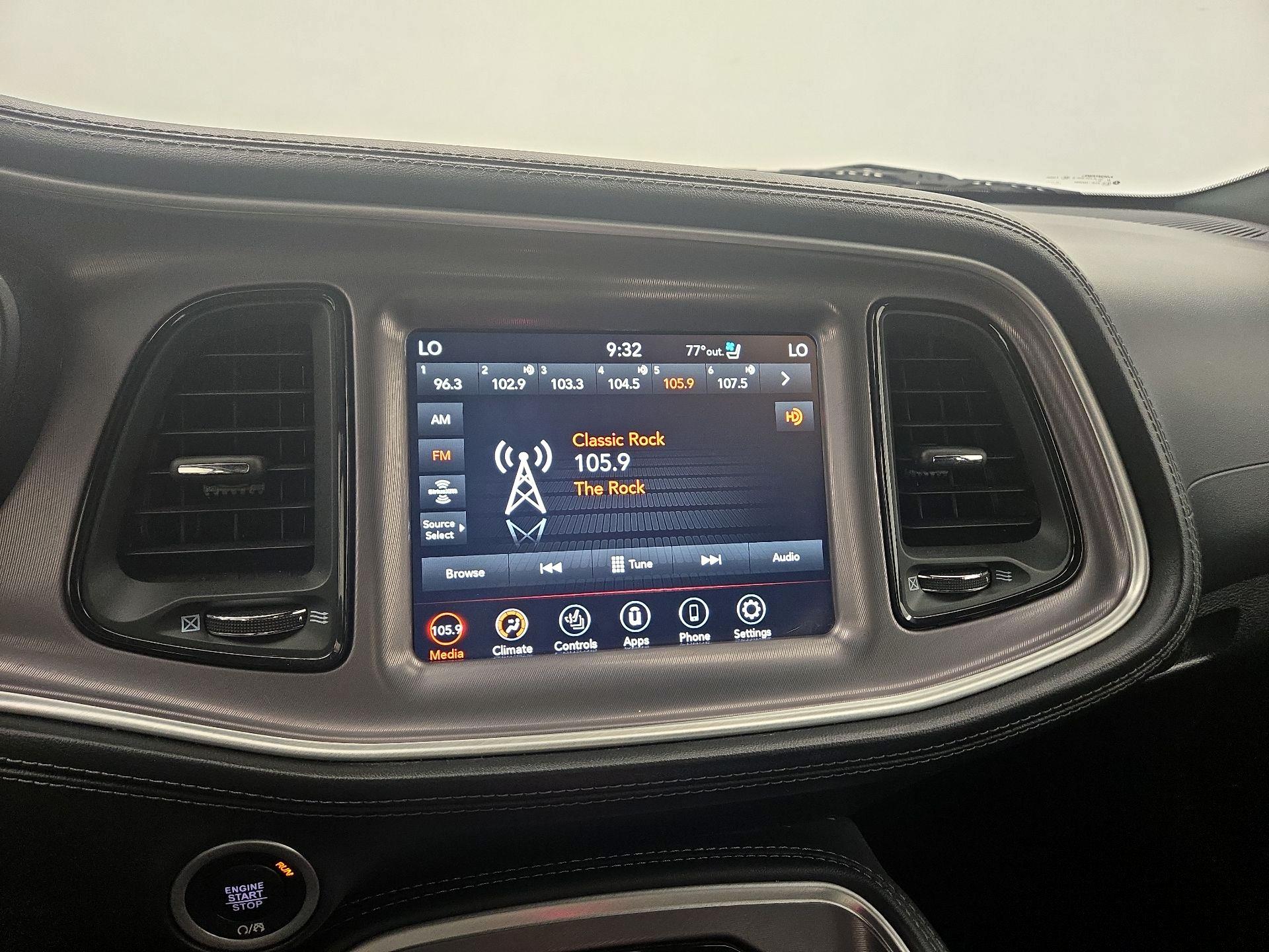 Thumbnail: 2022 Dodge Challenger - 15