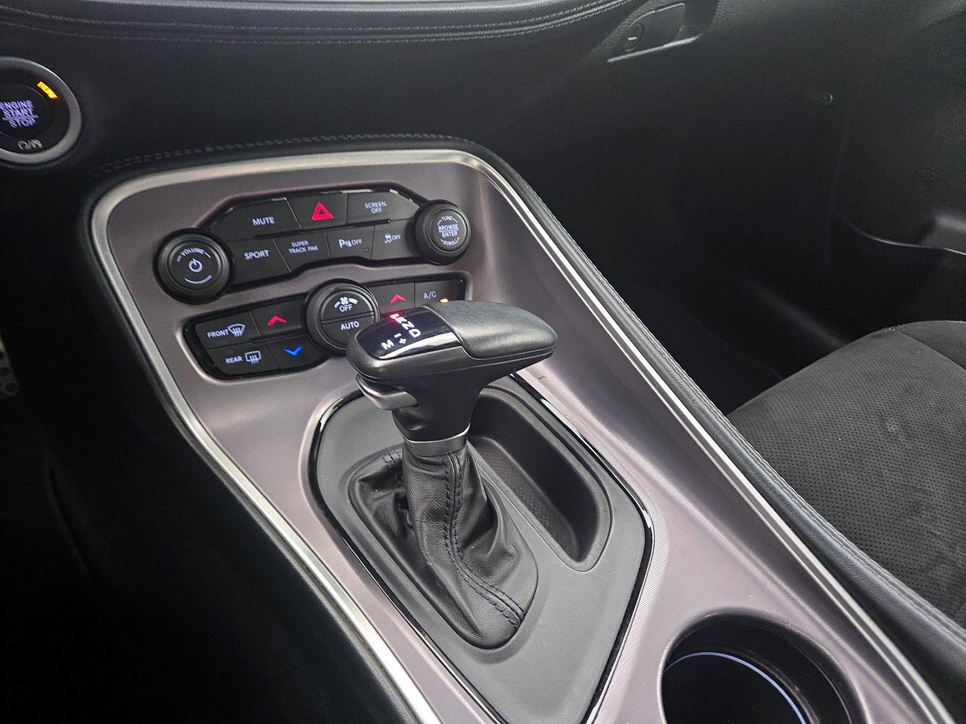 Thumbnail: 2022 Dodge Challenger - 17