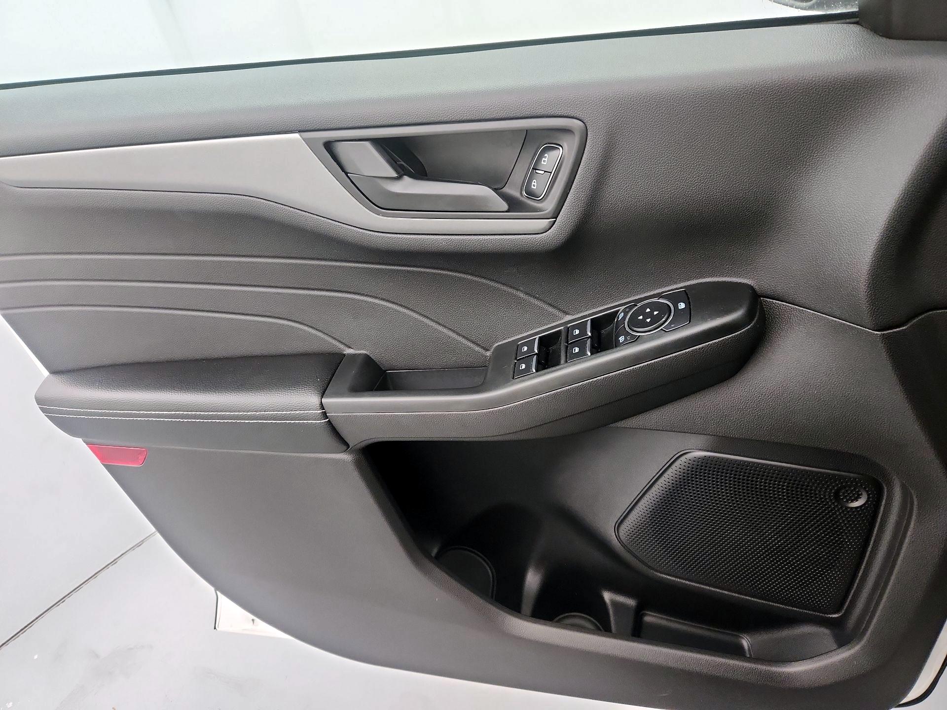 Thumbnail: 2023 Ford Escape - 12