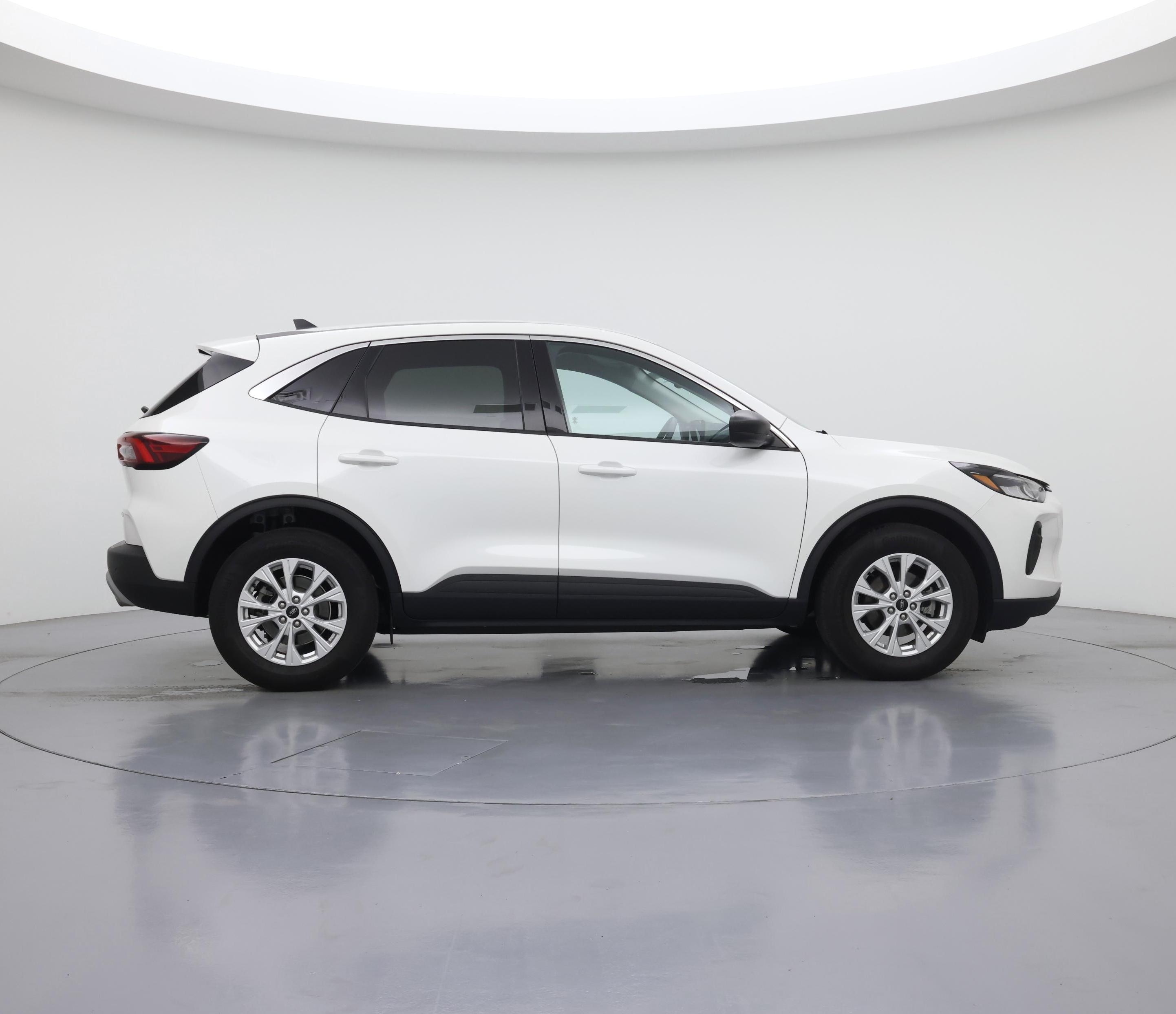 Thumbnail: 2023 Ford Escape - 7