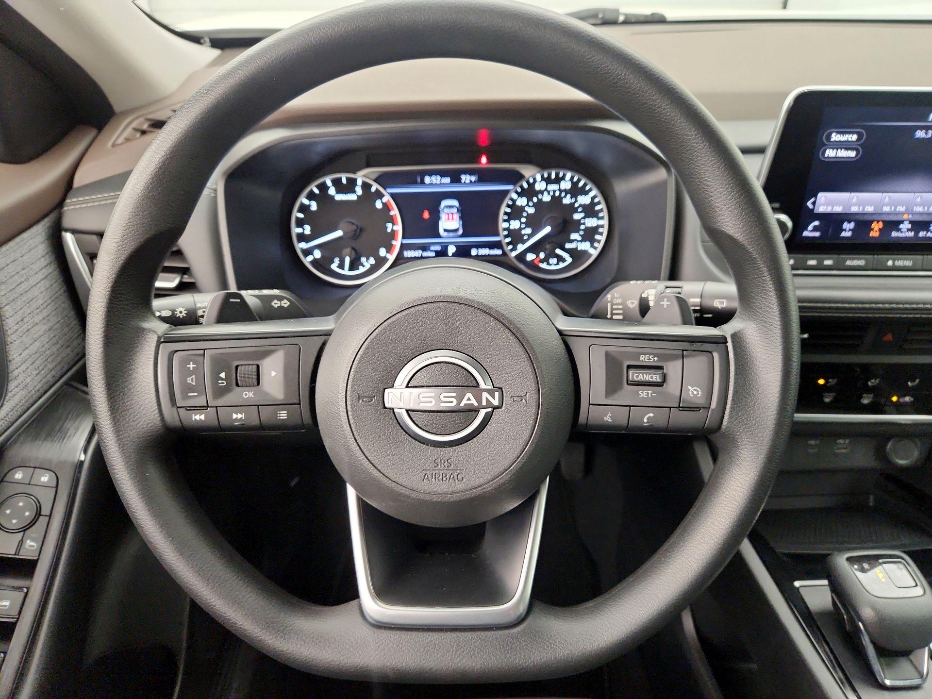 Thumbnail: 2023 Nissan Rogue - 10
